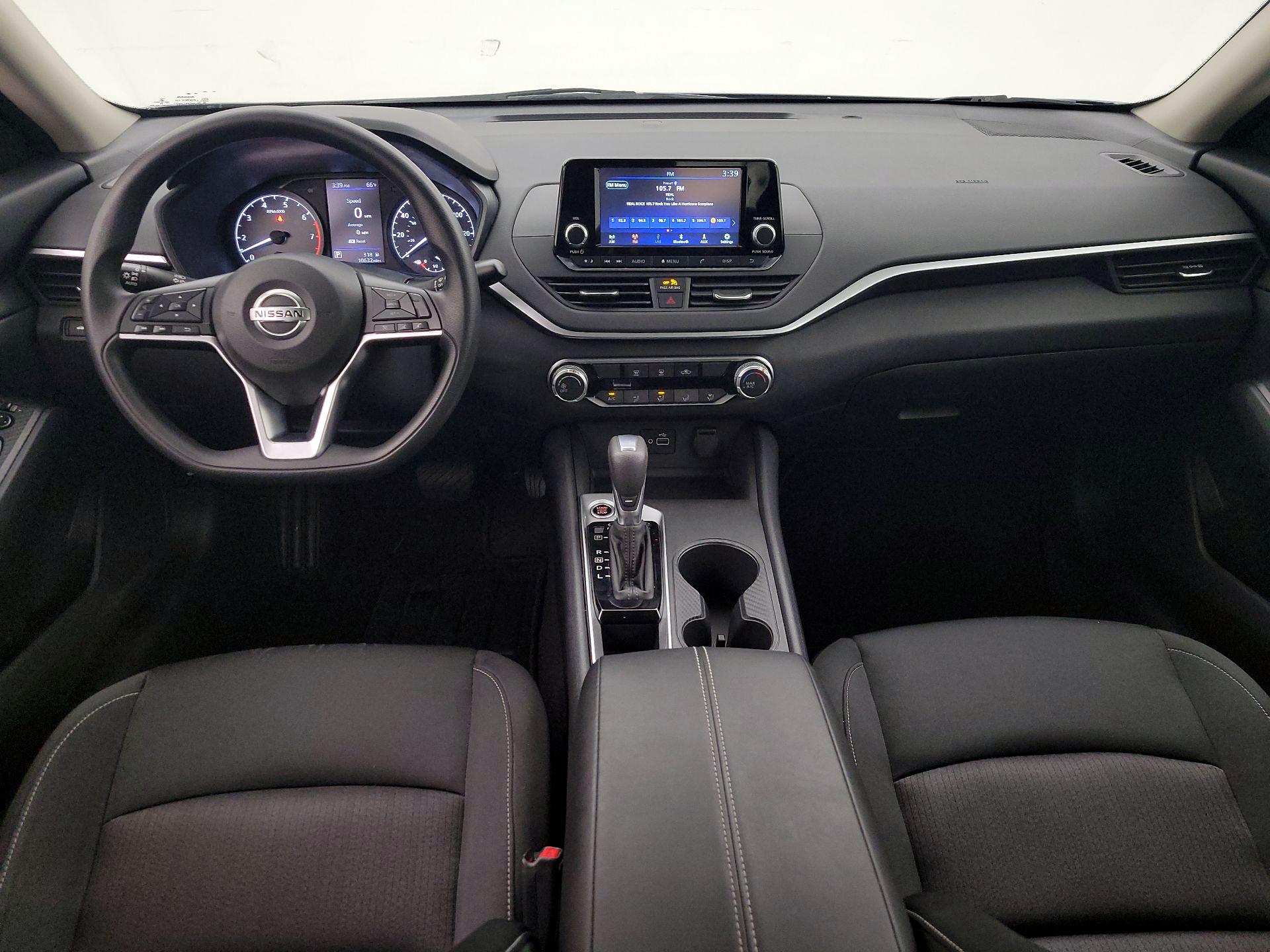 Thumbnail: 2022 Nissan Altima - 9