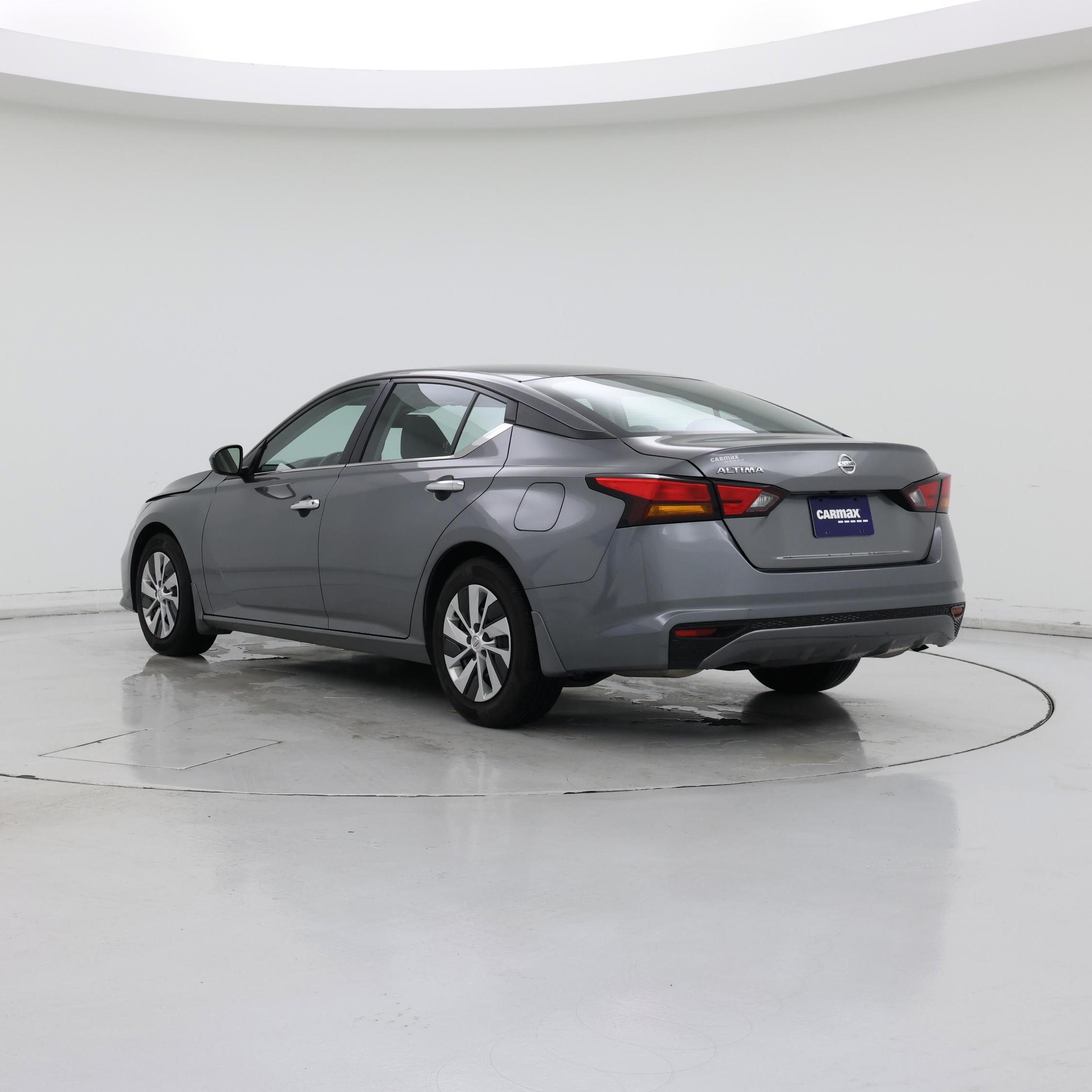 Thumbnail: 2022 Nissan Altima - 2