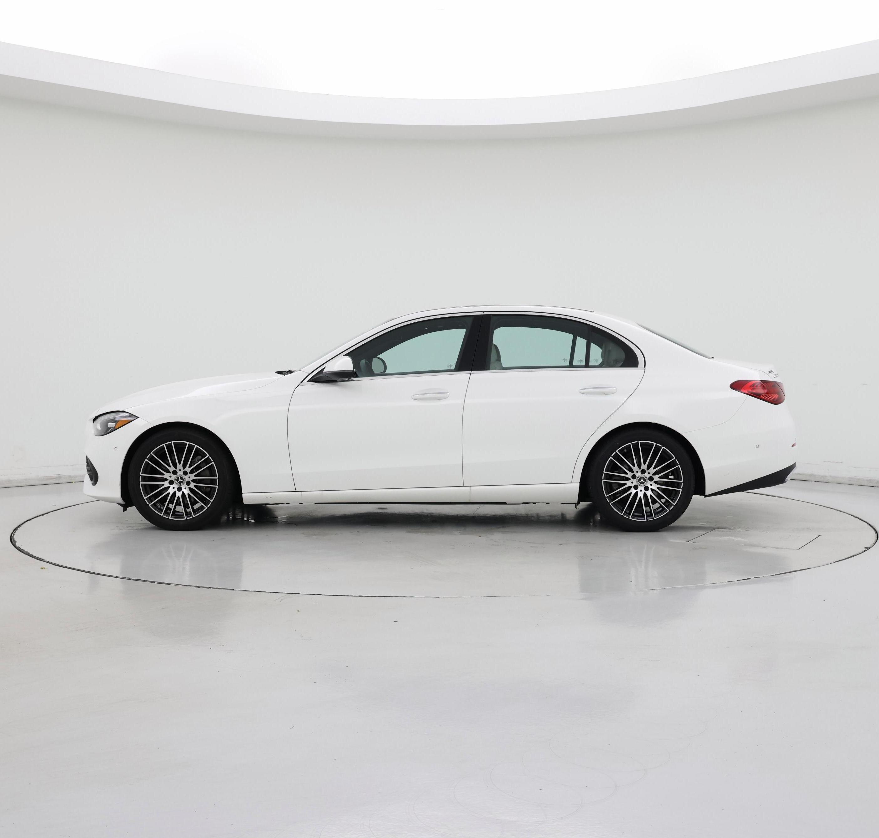 Thumbnail: 2024 Mercedes-Benz C-Class - 3