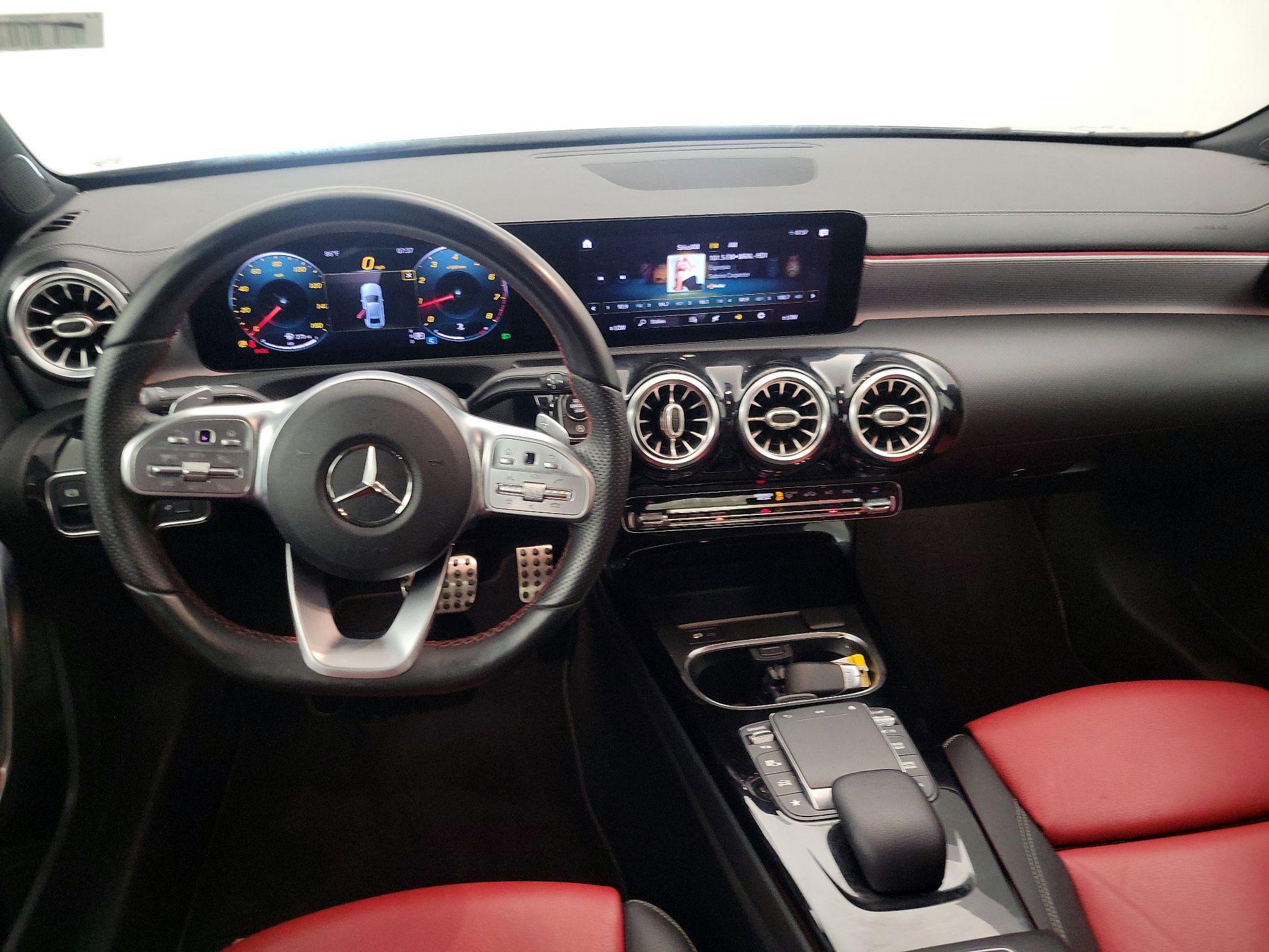 Thumbnail: 2021 Mercedes-Benz A-Class - 9