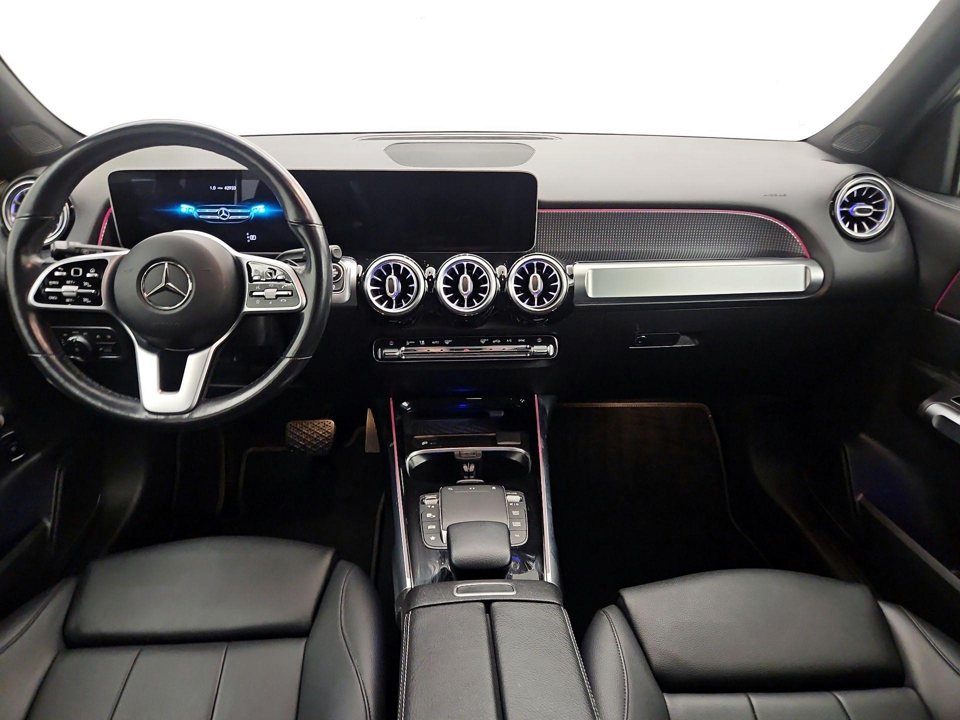 Thumbnail: 2021 Mercedes-Benz GLB - 9