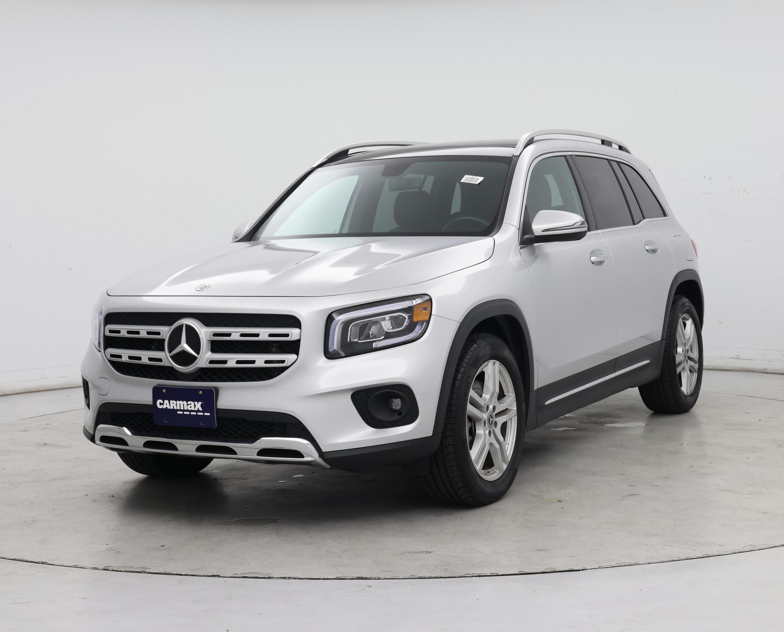 Thumbnail: 2021 Mercedes-Benz GLB - 4
