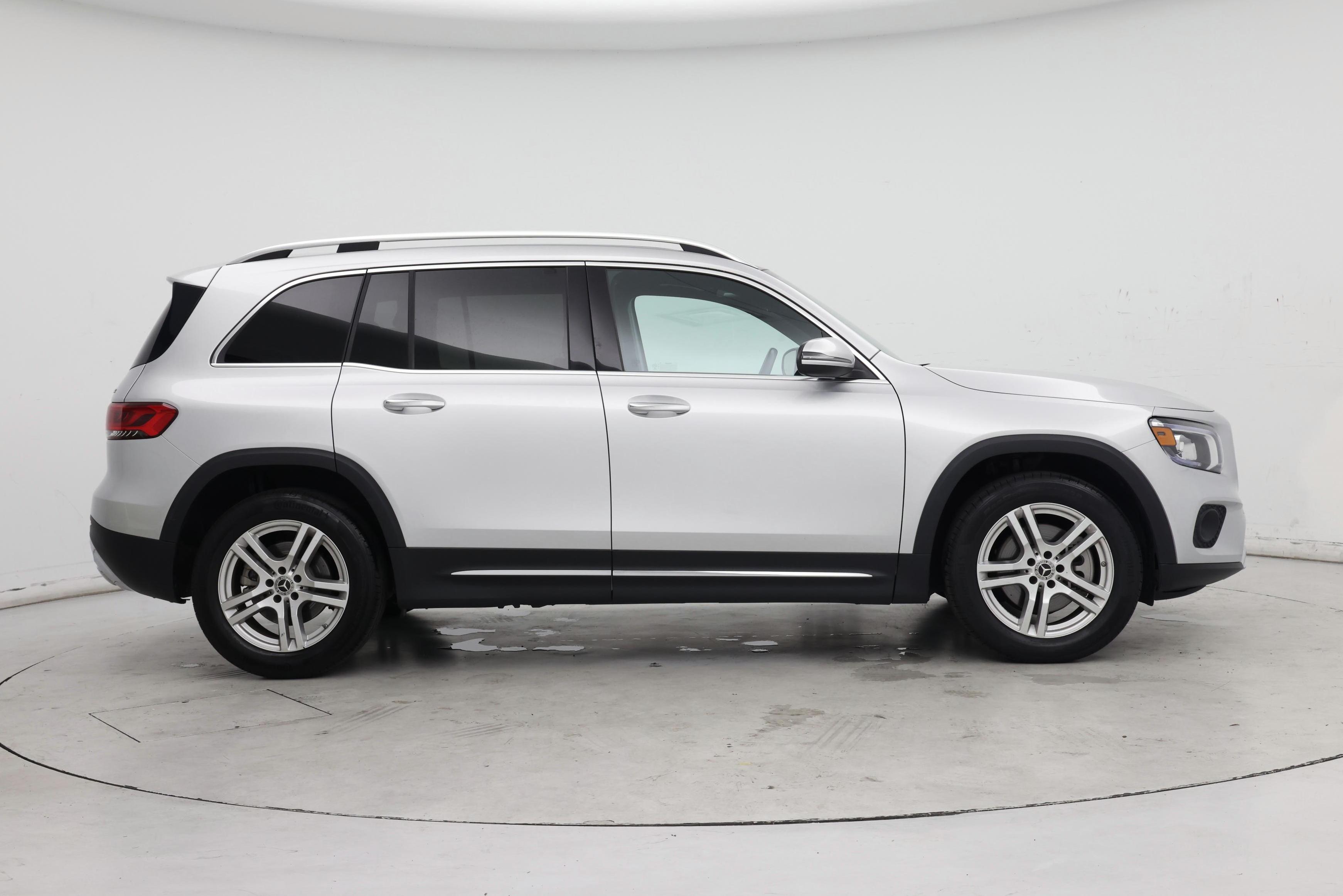 Thumbnail: 2021 Mercedes-Benz GLB - 7