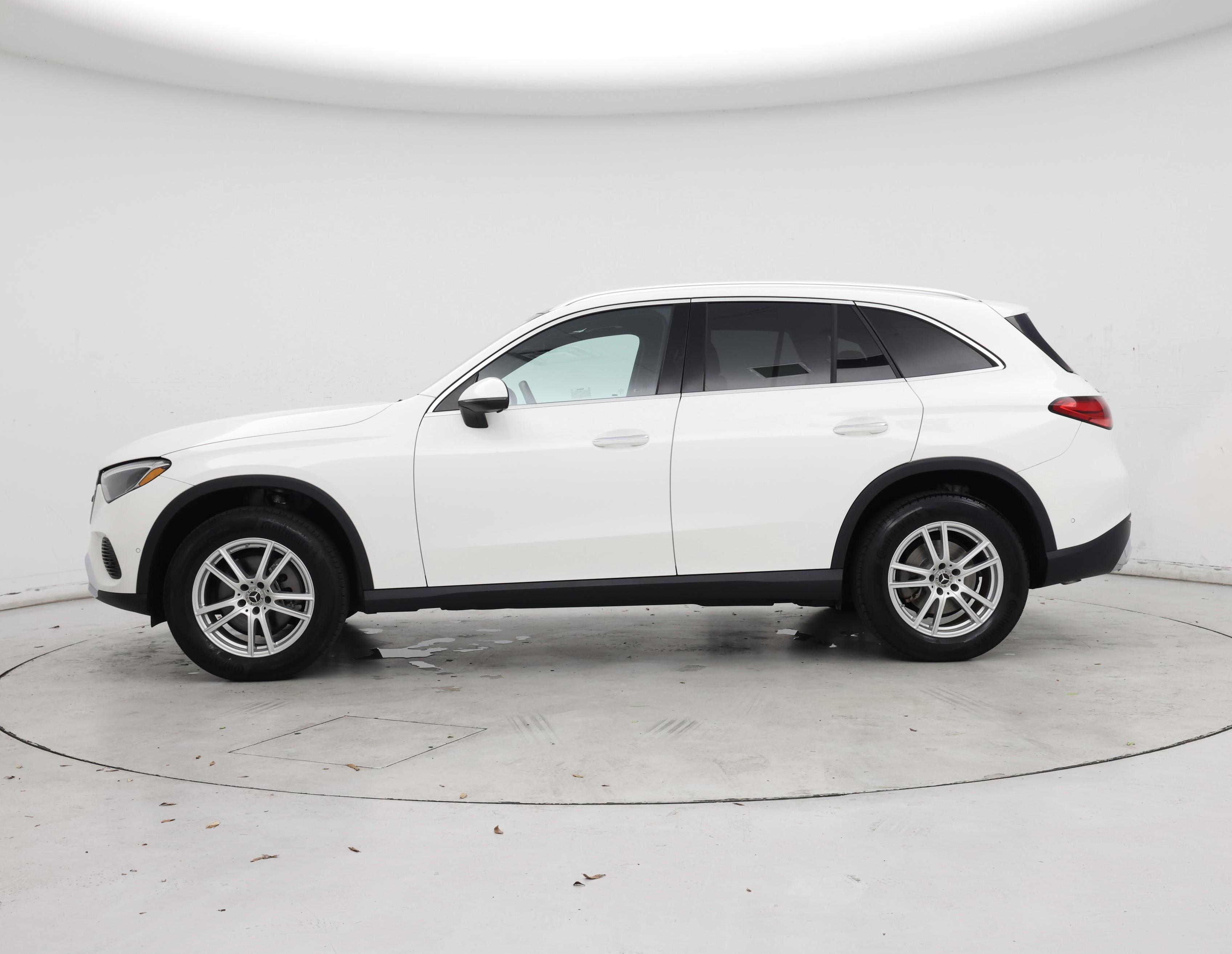 Thumbnail: 2023 Mercedes-Benz GLC - 3