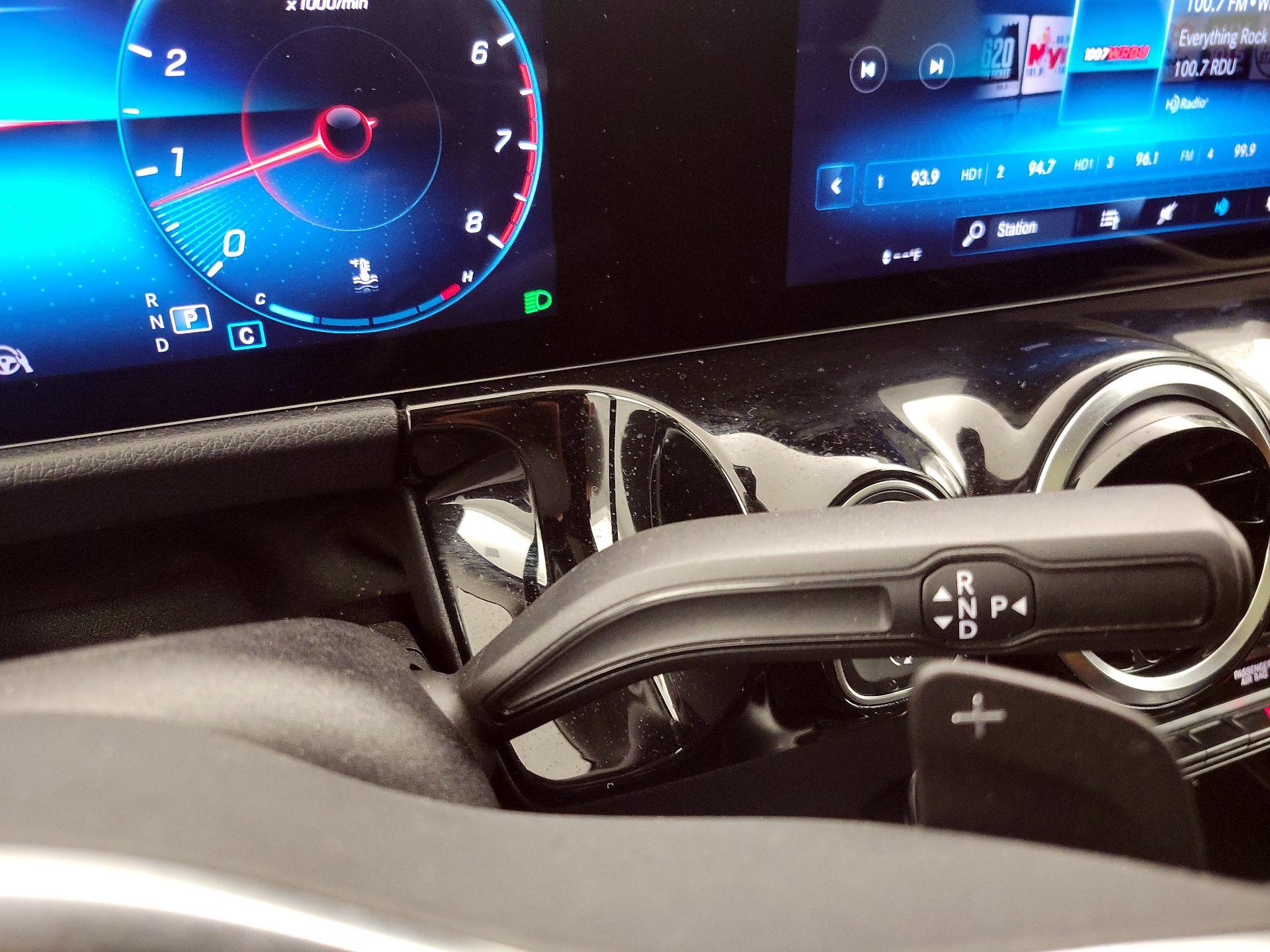 Thumbnail: 2022 Mercedes-Benz GLA - 18