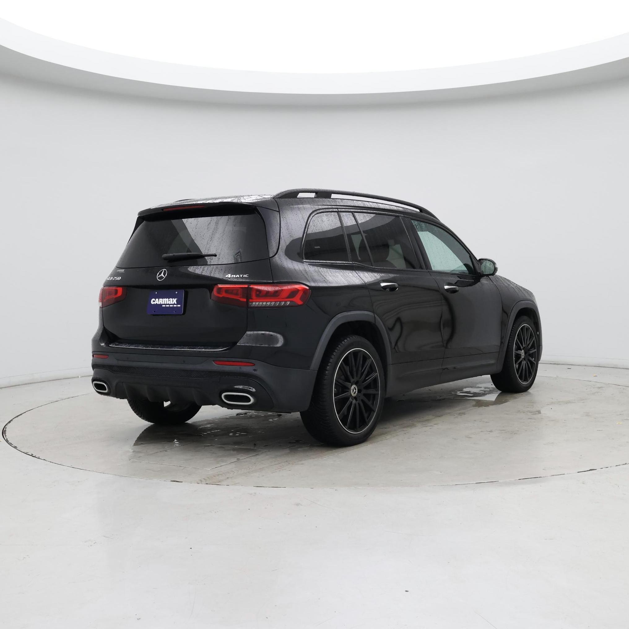 Thumbnail: 2021 Mercedes-Benz GLB - 8