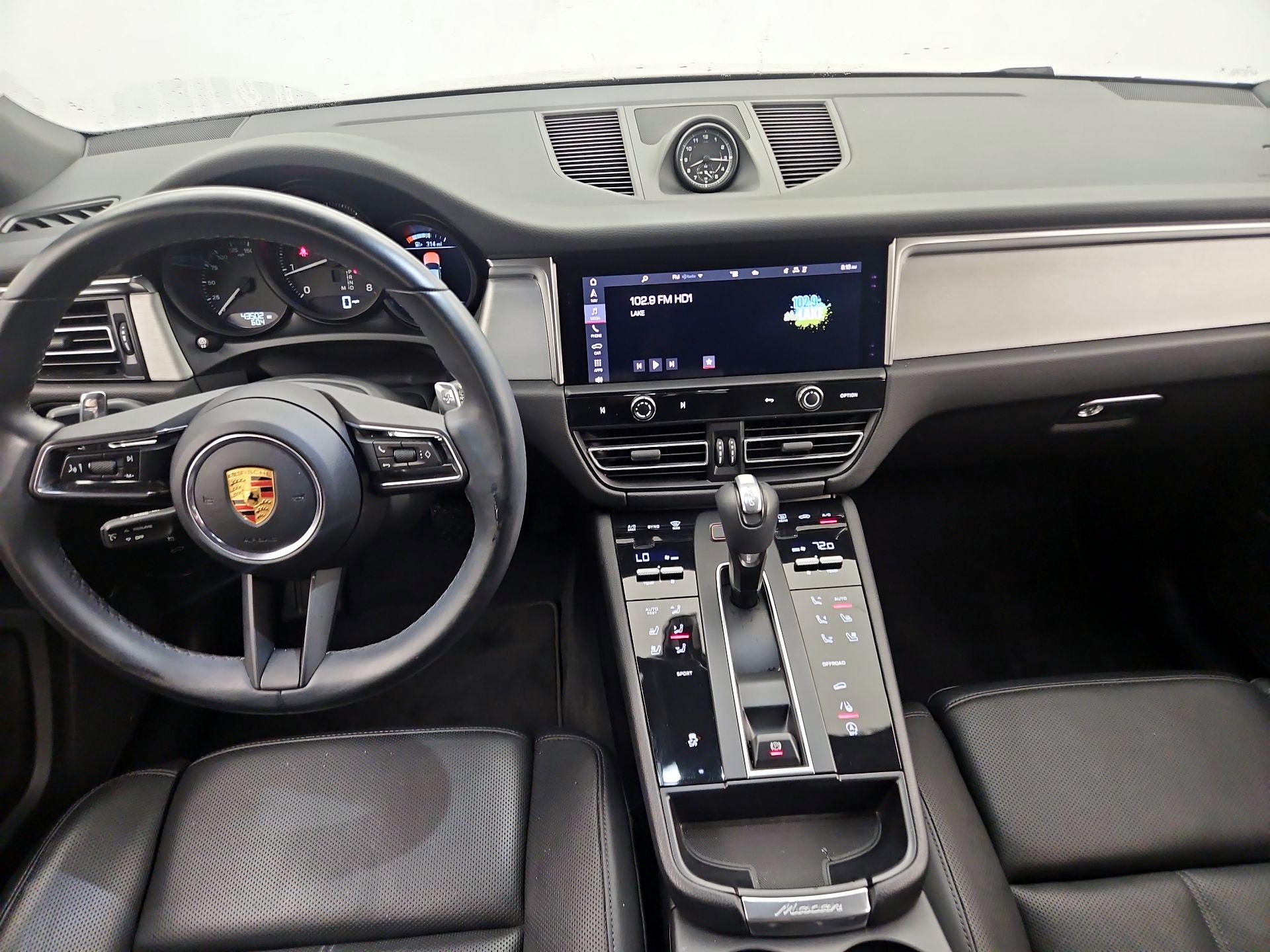 Thumbnail: 2022 Porsche Macan - 9