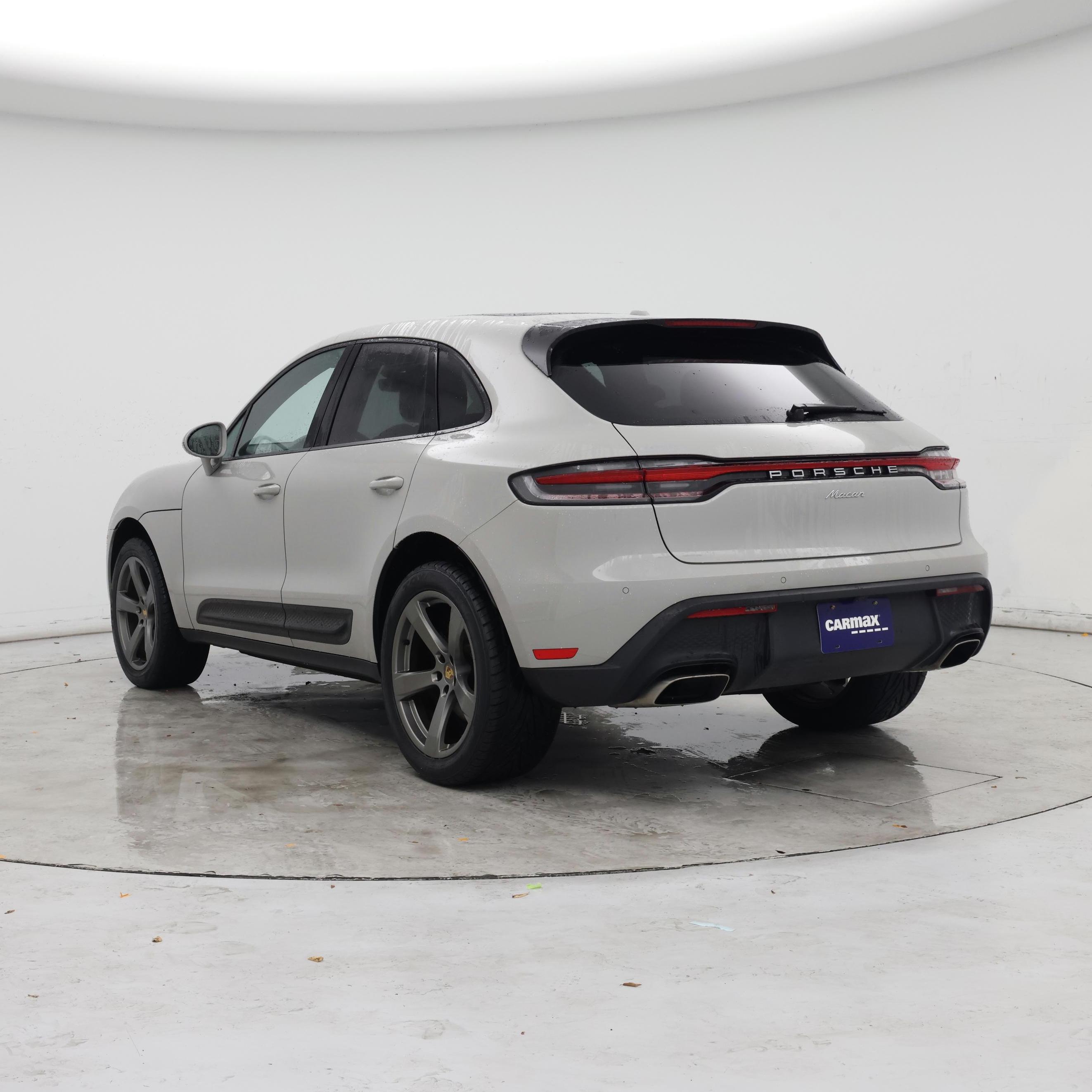Thumbnail: 2022 Porsche Macan - 2