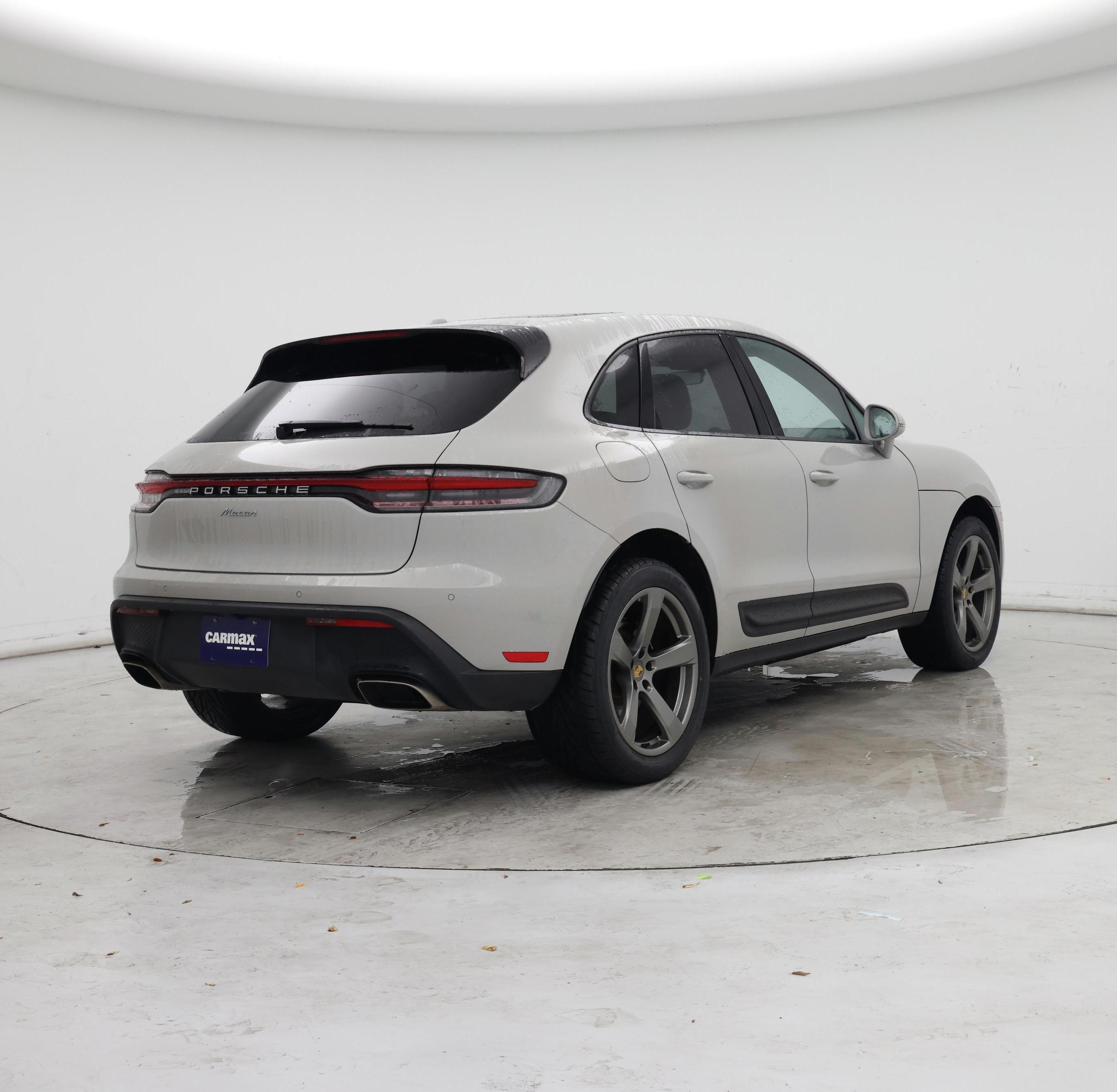 Thumbnail: 2022 Porsche Macan - 8