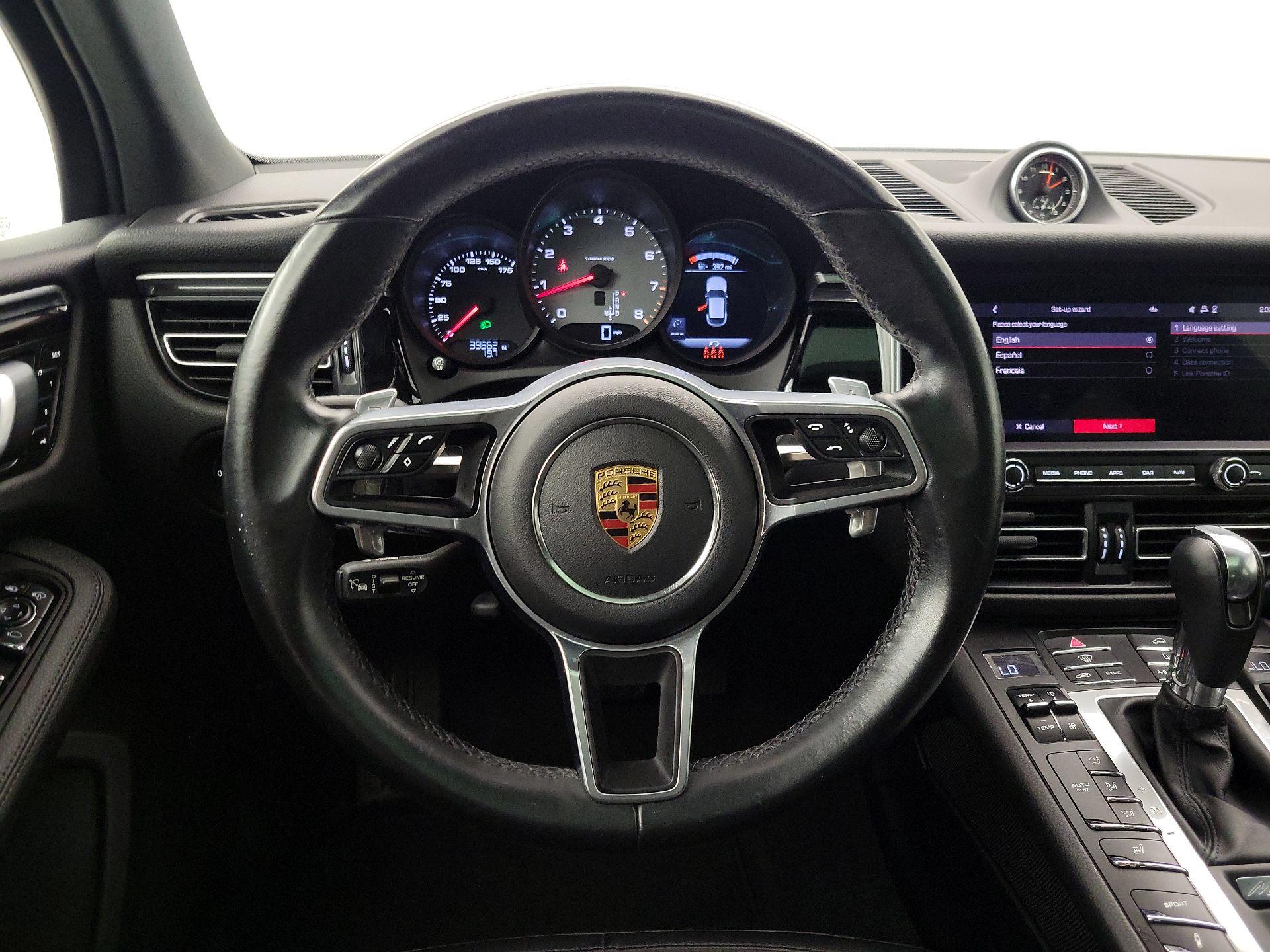 Thumbnail: 2021 Porsche Macan - 10