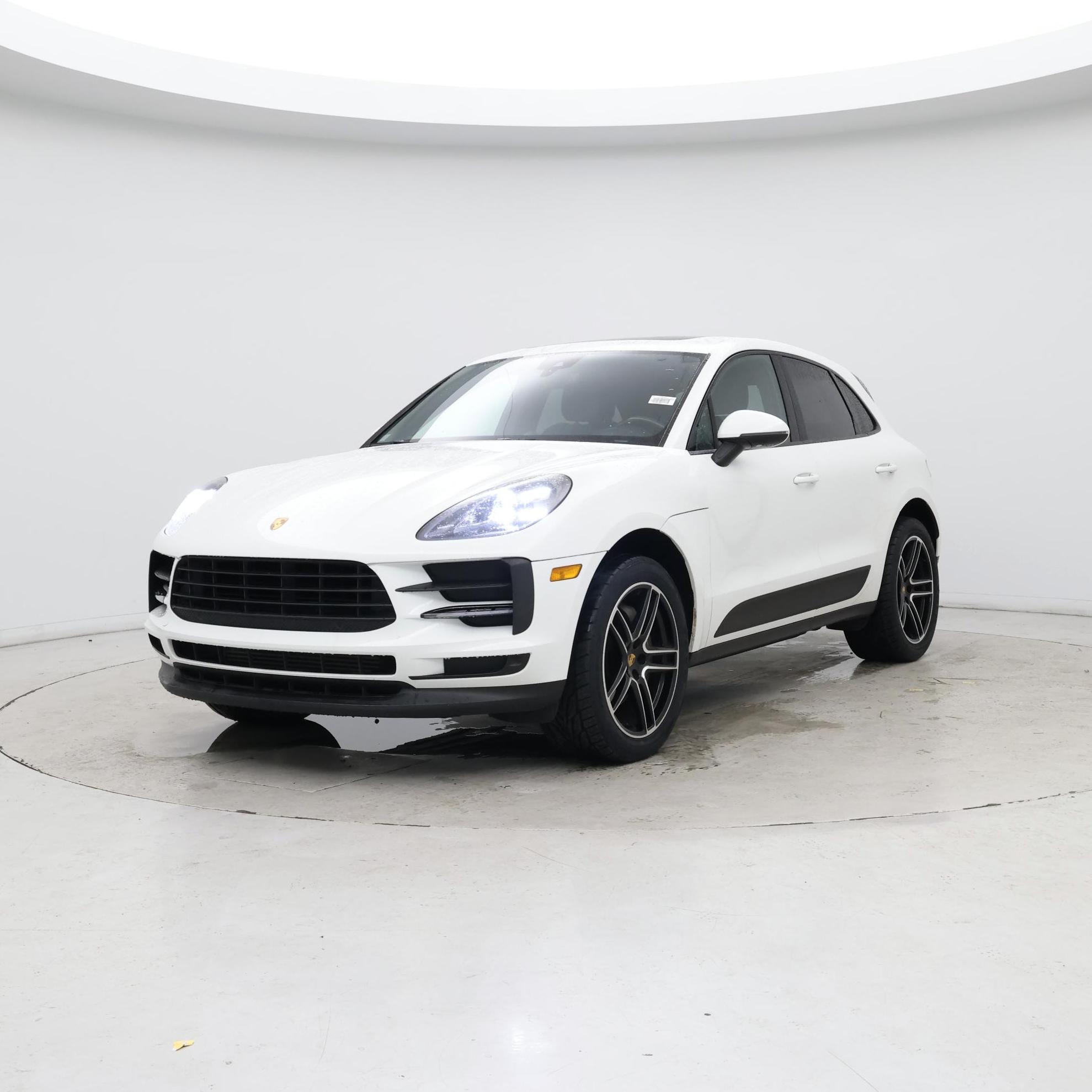 Thumbnail: 2021 Porsche Macan - 4