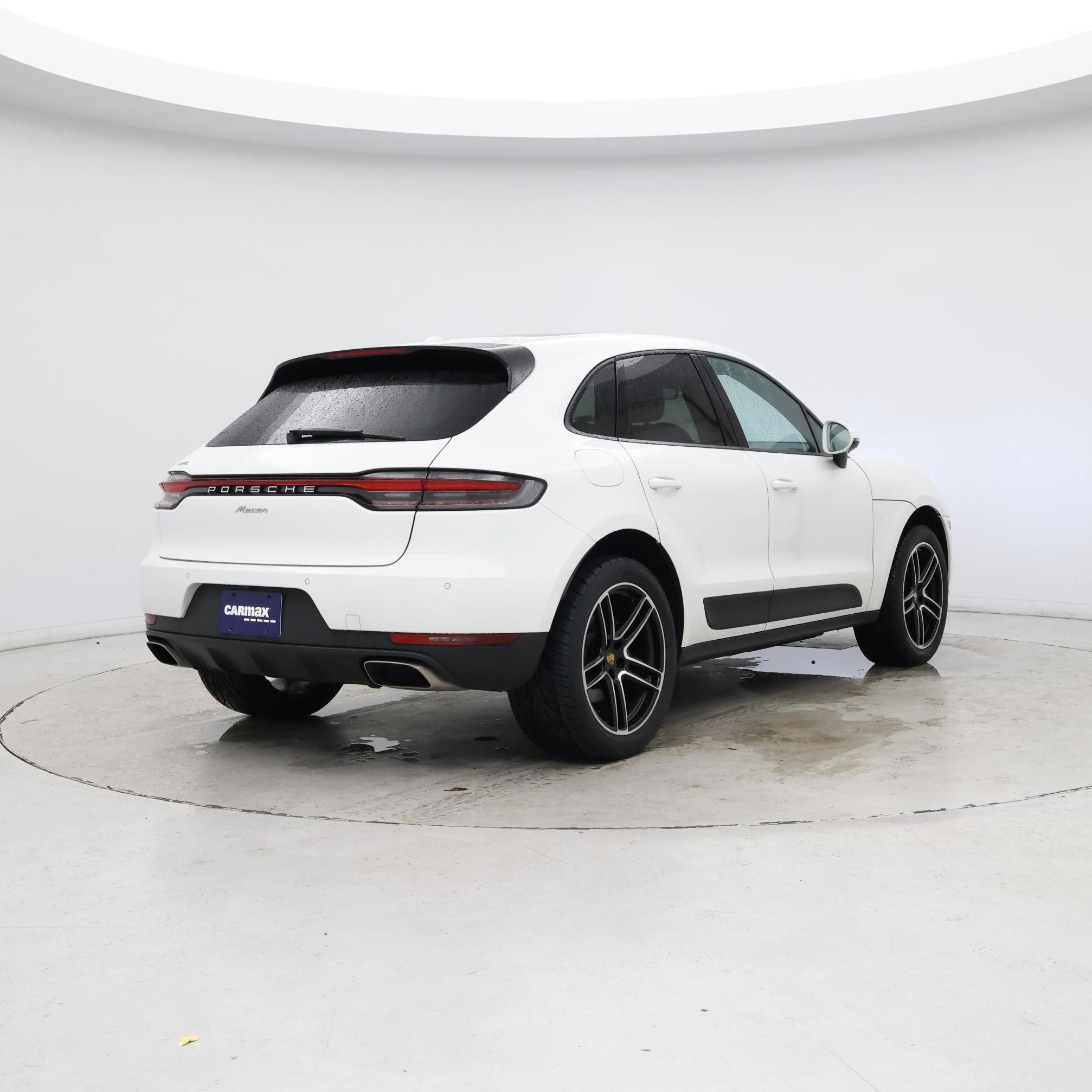 Thumbnail: 2021 Porsche Macan - 8