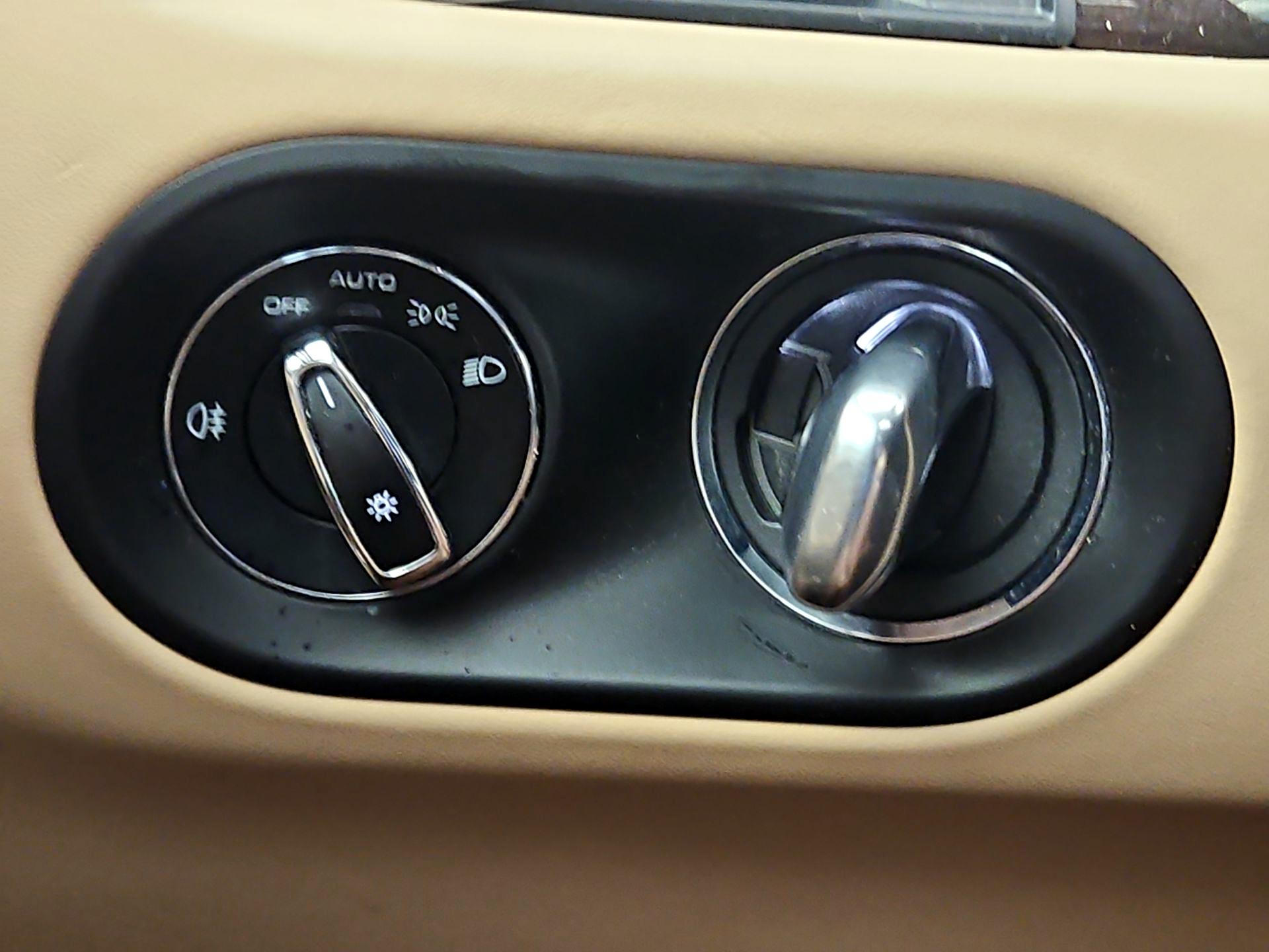 Thumbnail: 2022 Porsche Macan - 13