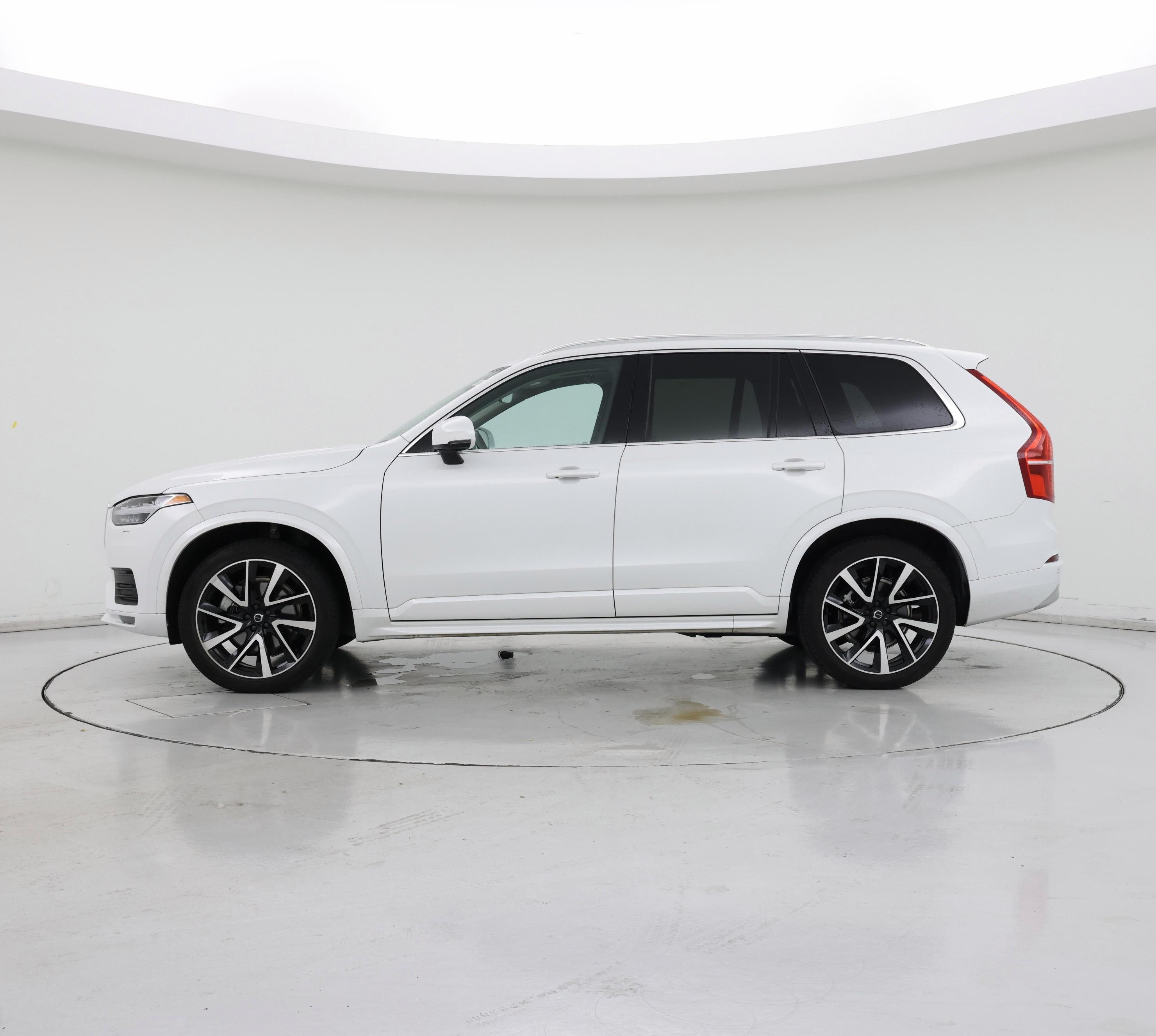 Thumbnail: 2022 Volvo XC90 - 3