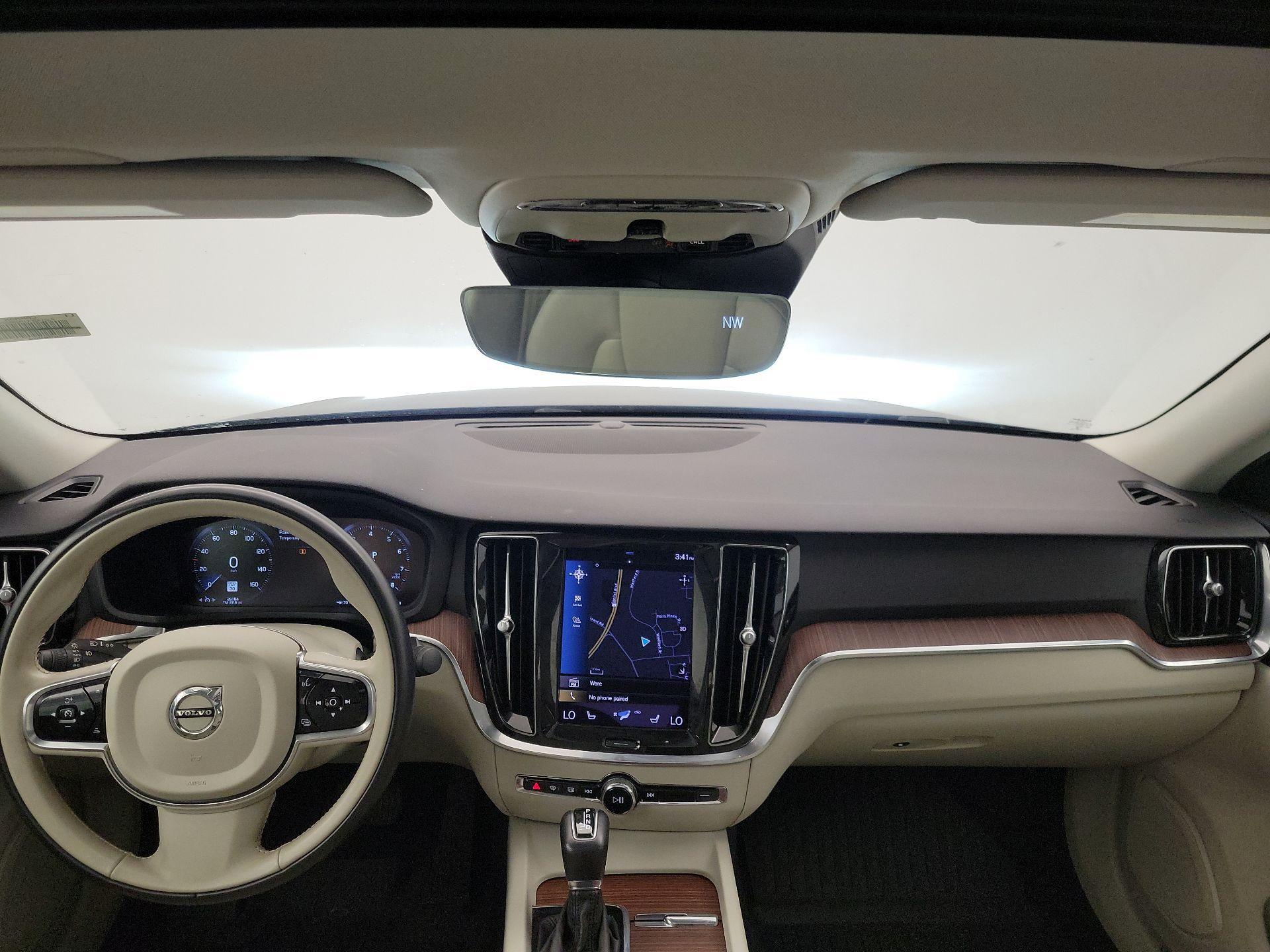 Thumbnail: 2021 Volvo S60 - 9