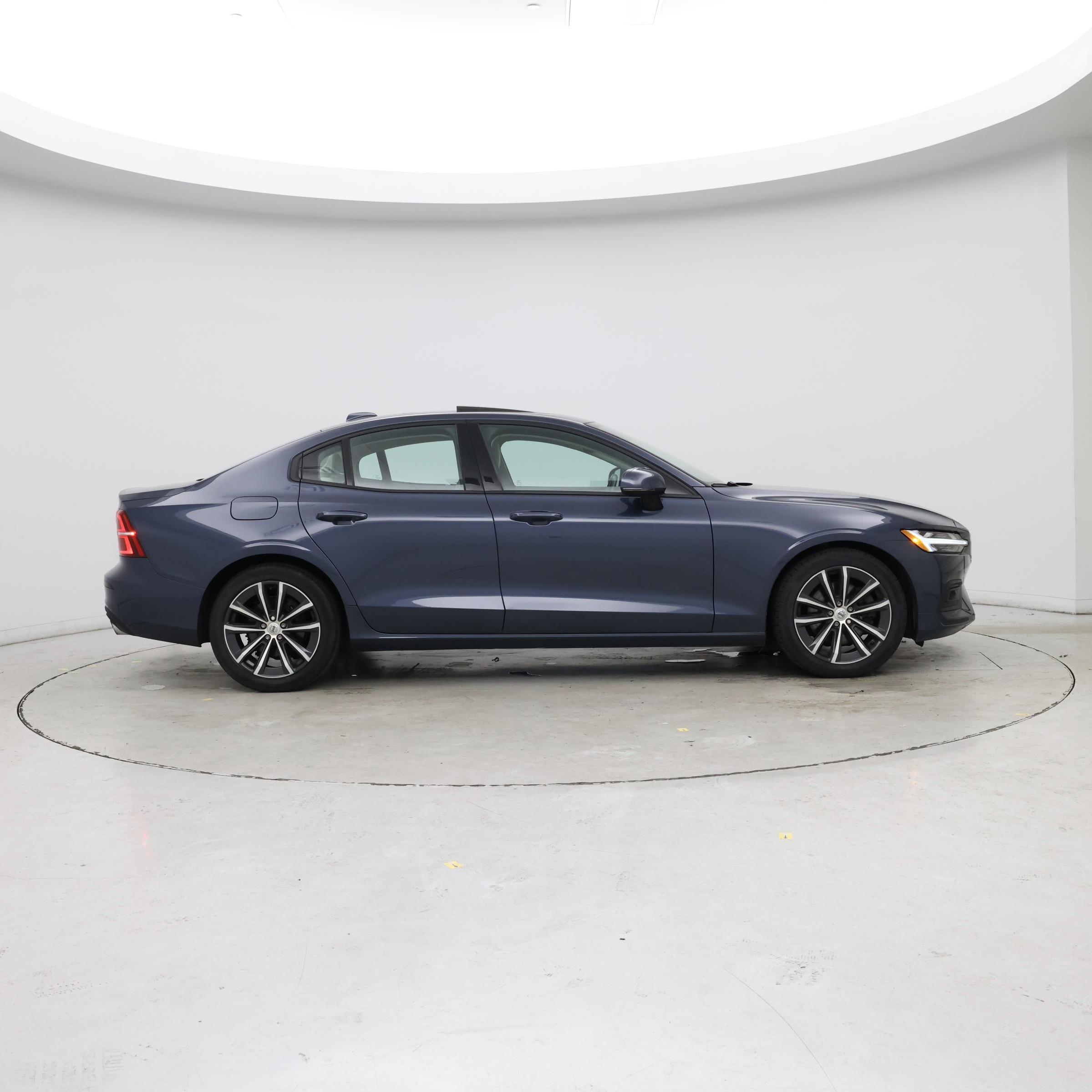 Thumbnail: 2021 Volvo S60 - 7
