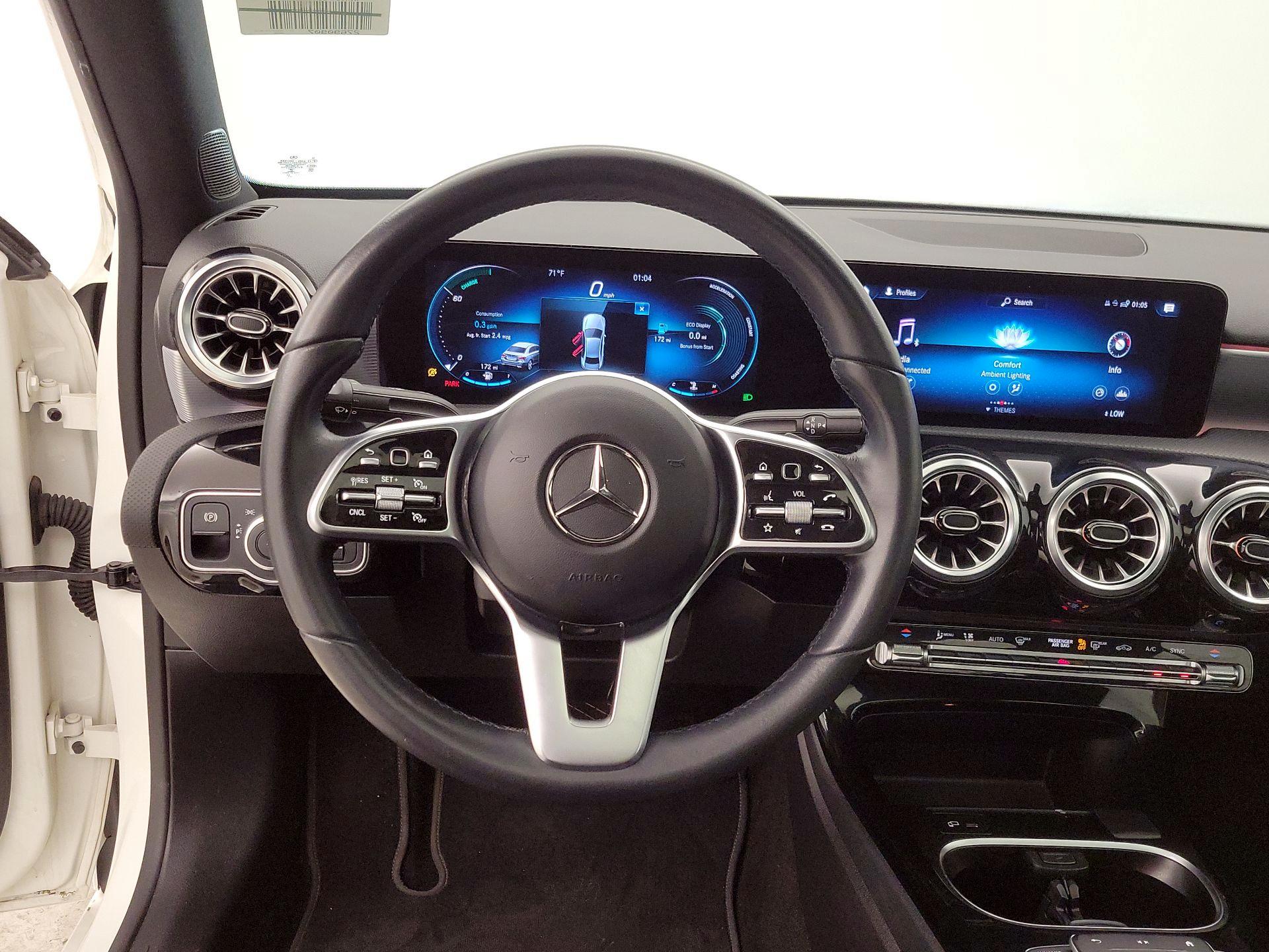 Thumbnail: 2022 Mercedes-Benz A-Class - 10