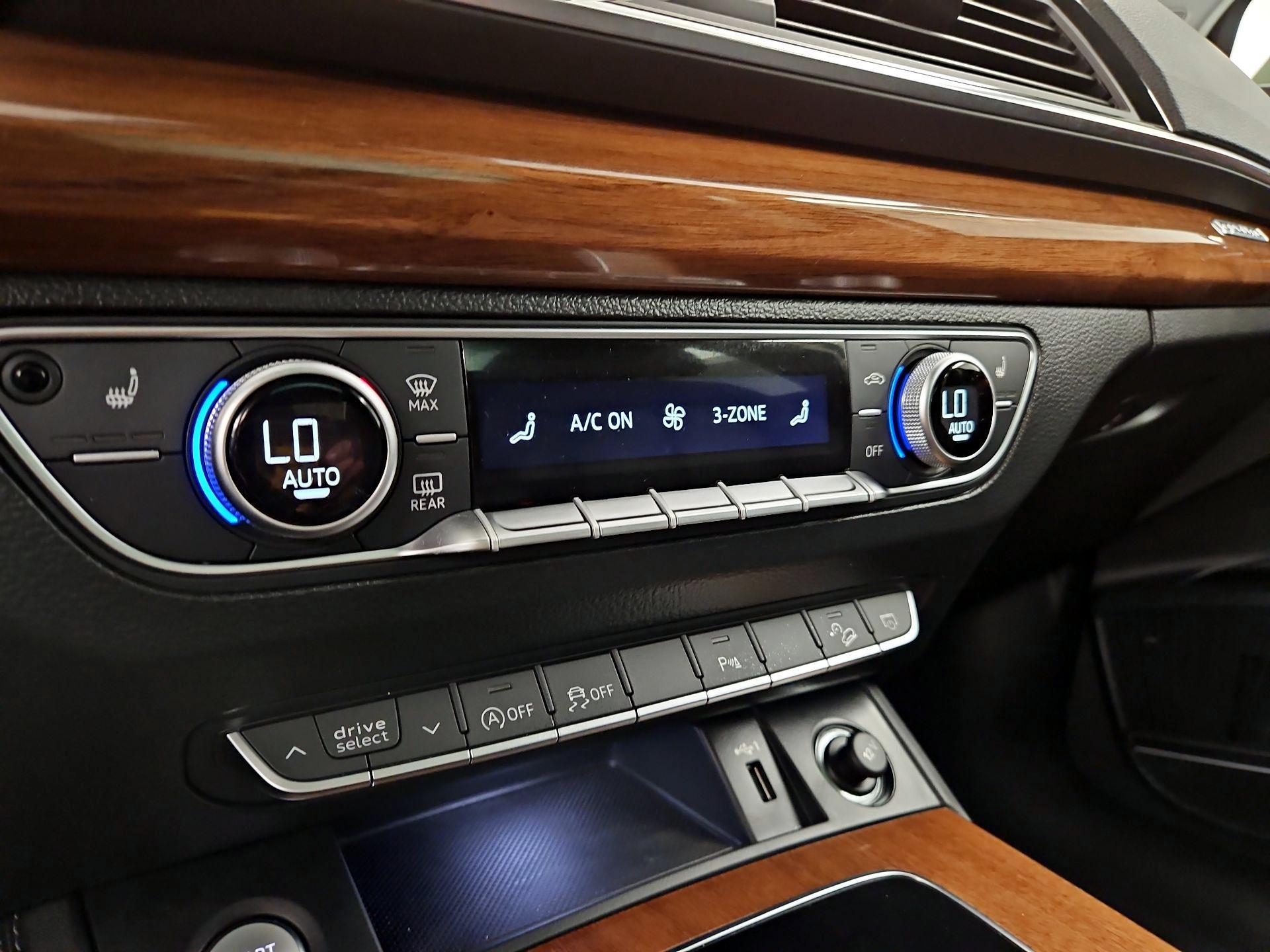 Thumbnail: 2022 Audi Q5 - 16