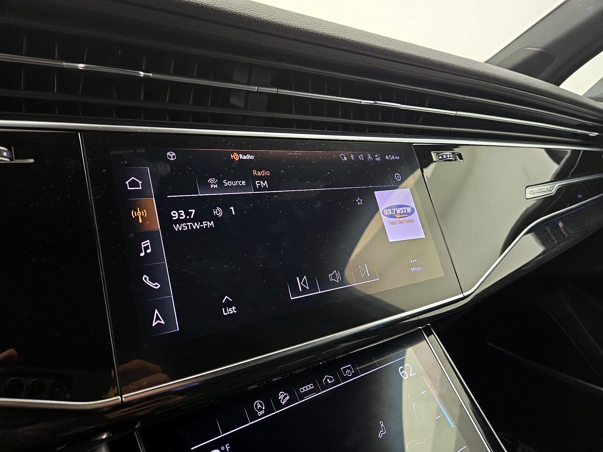 Thumbnail: 2021 Audi Q7 - 15