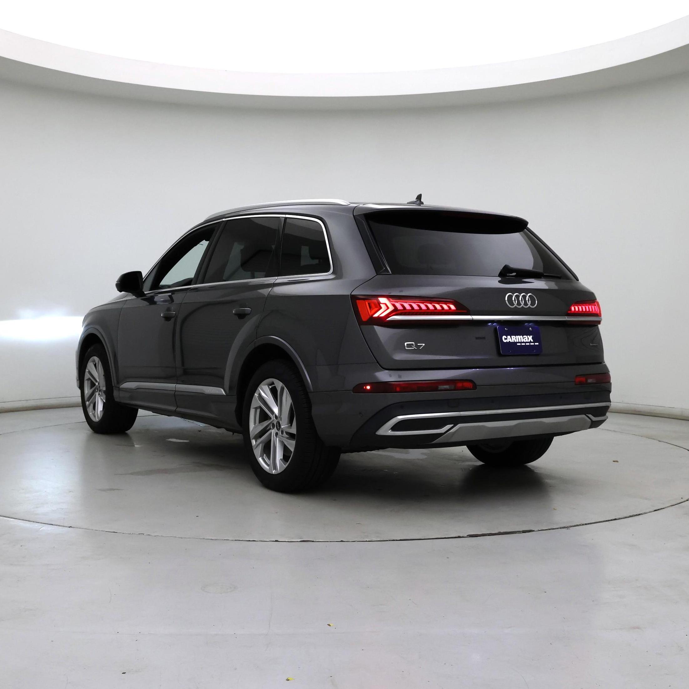 Thumbnail: 2021 Audi Q7 - 2