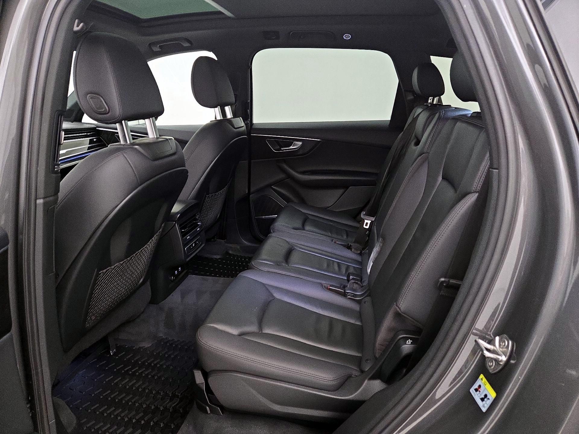 Thumbnail: 2021 Audi Q7 - 19