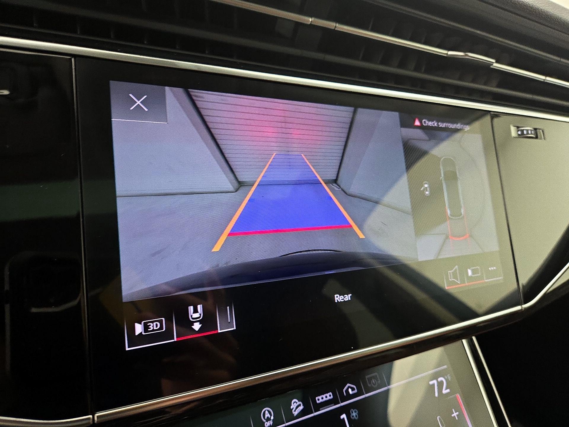 Thumbnail: 2022 Audi Q7 - 15