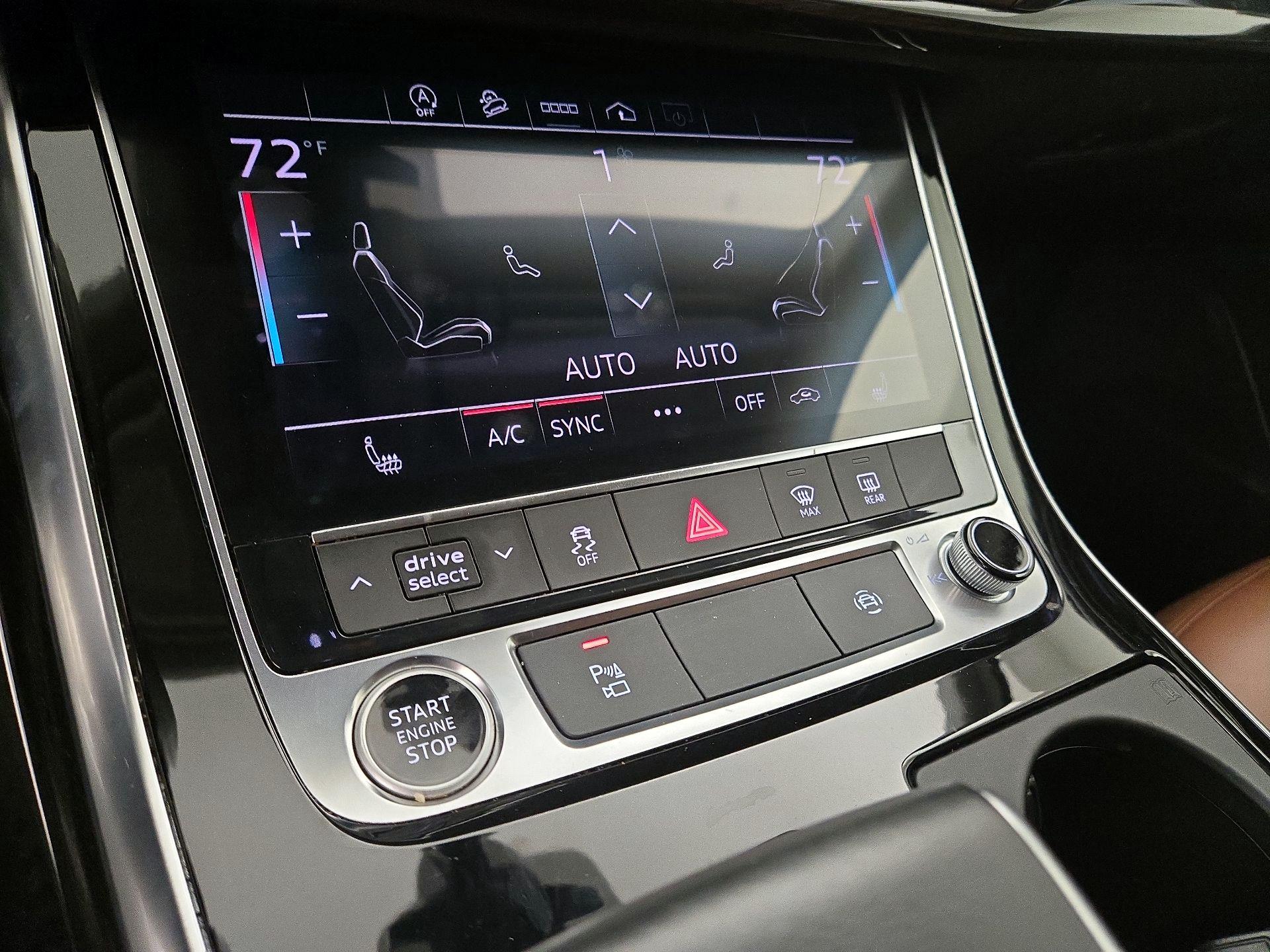 Thumbnail: 2022 Audi Q7 - 17