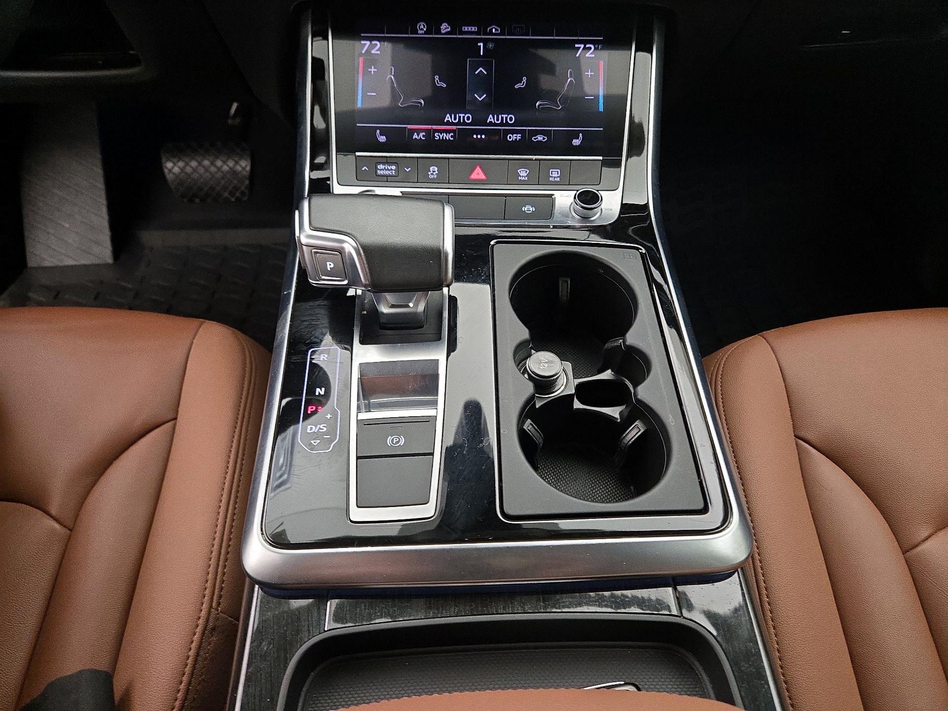 Thumbnail: 2022 Audi Q7 - 18