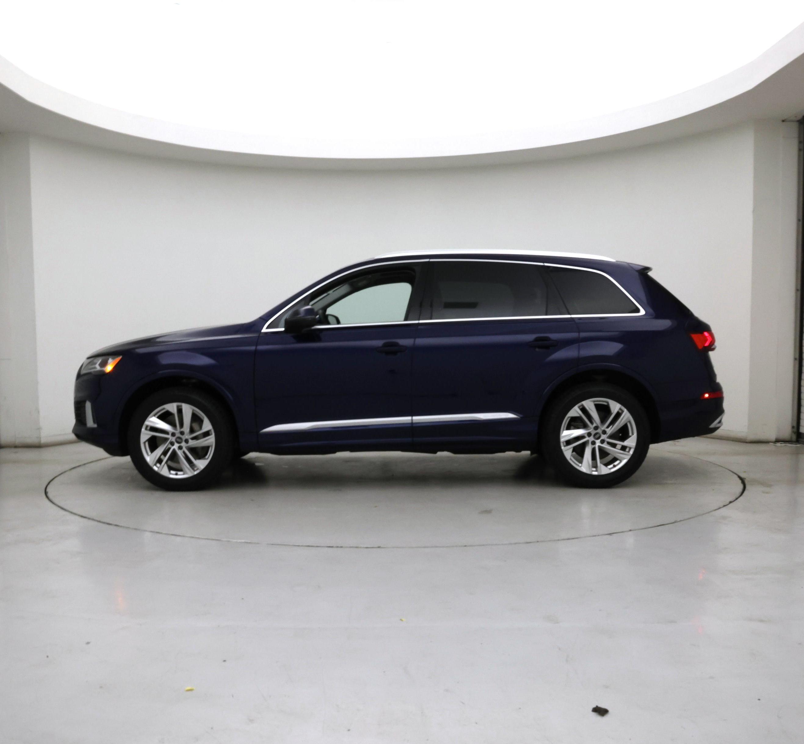 Thumbnail: 2022 Audi Q7 - 3