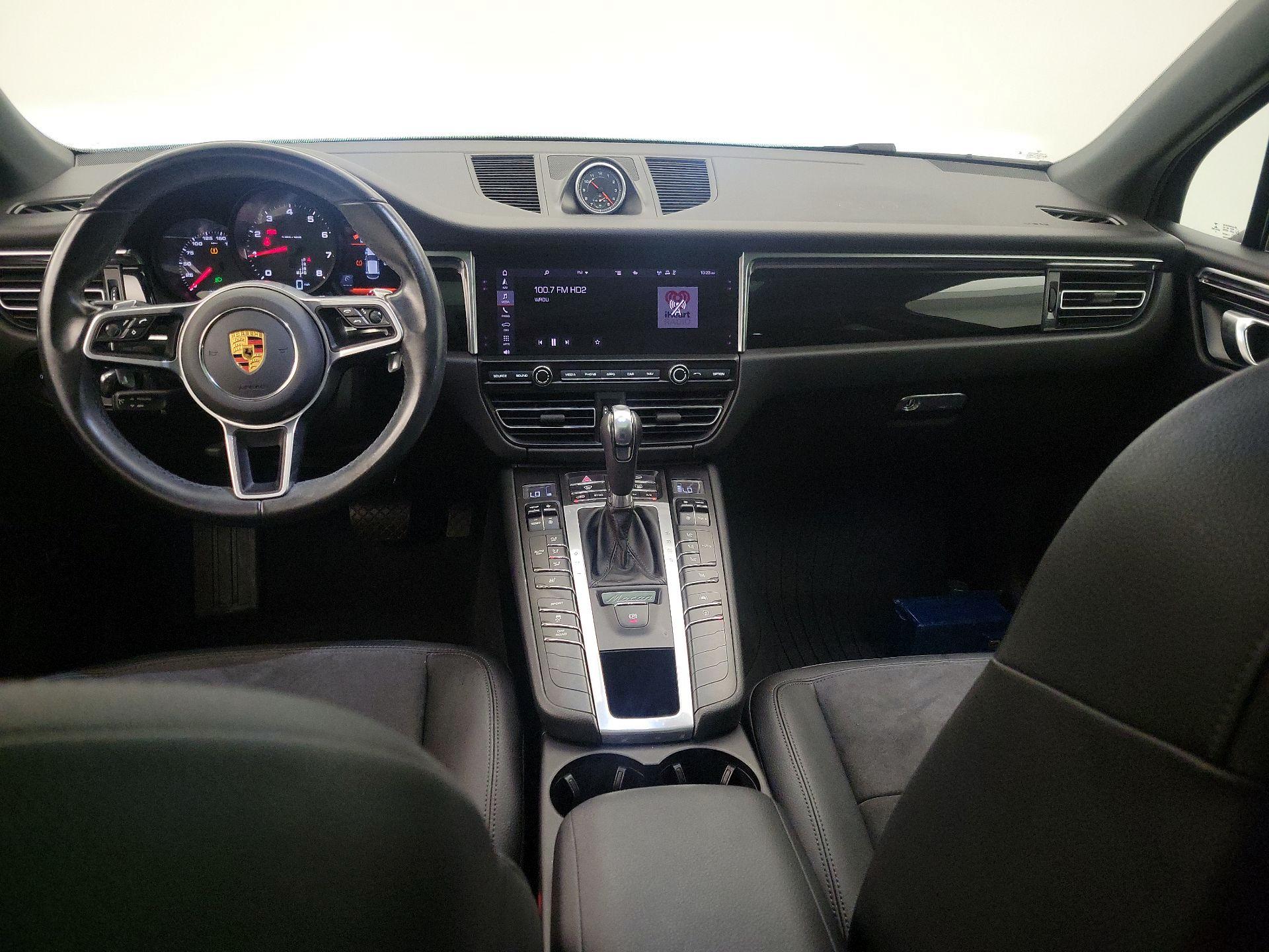 Thumbnail: 2021 Porsche Macan - 9