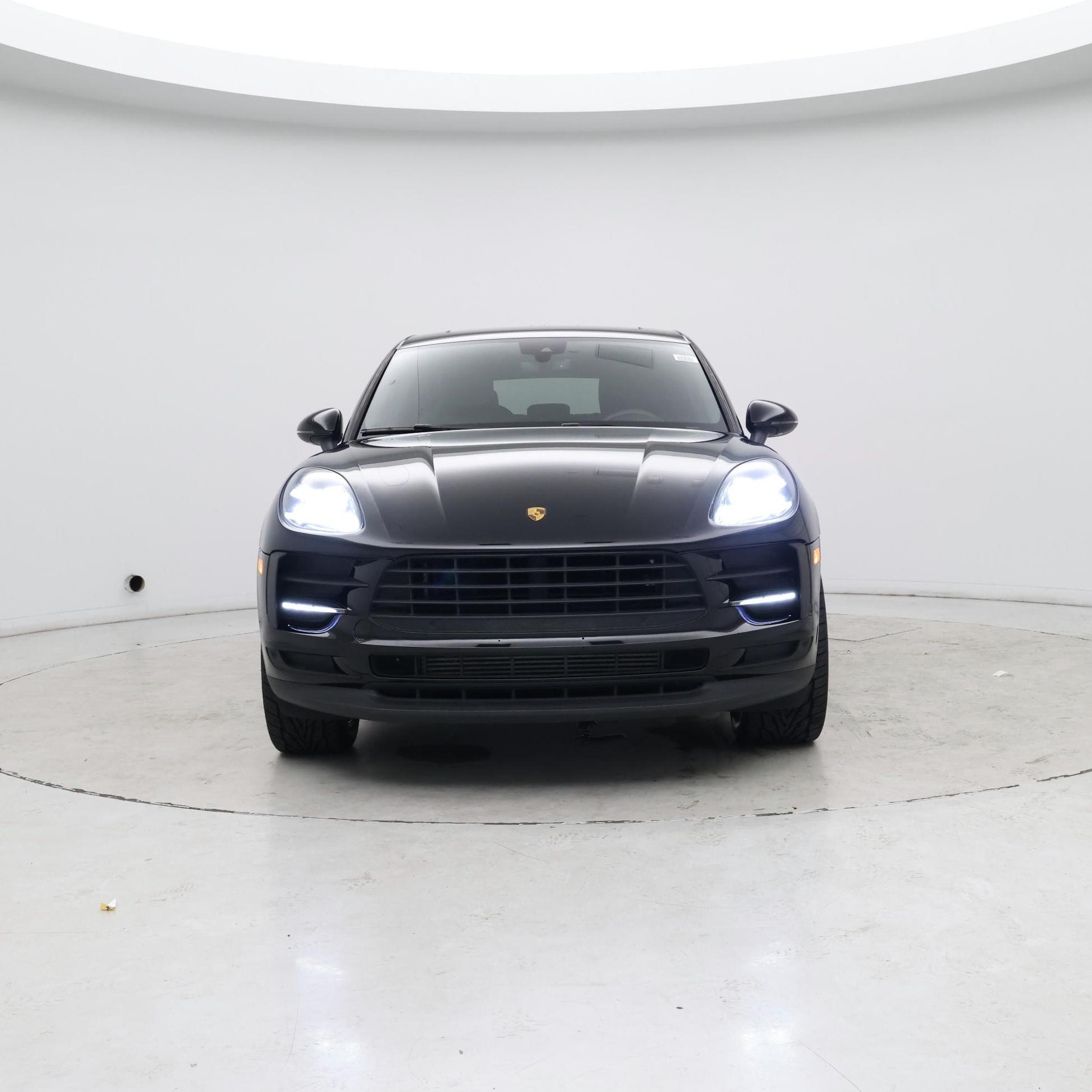 Thumbnail: 2021 Porsche Macan - 5