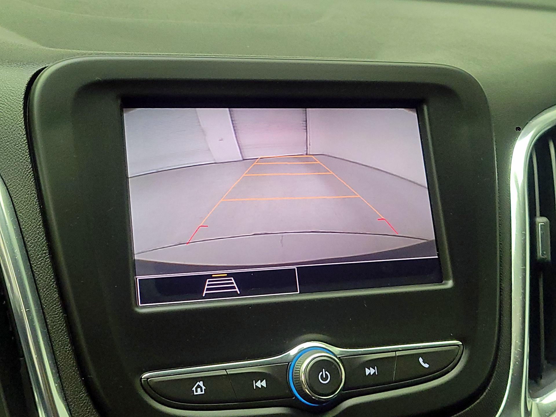 Thumbnail: 2022 Chevrolet Equinox - 14