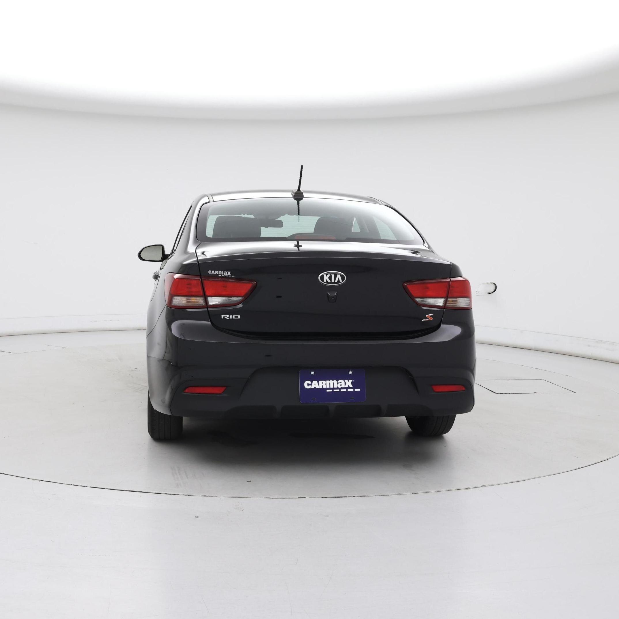 Thumbnail: 2020 Kia Rio - 6