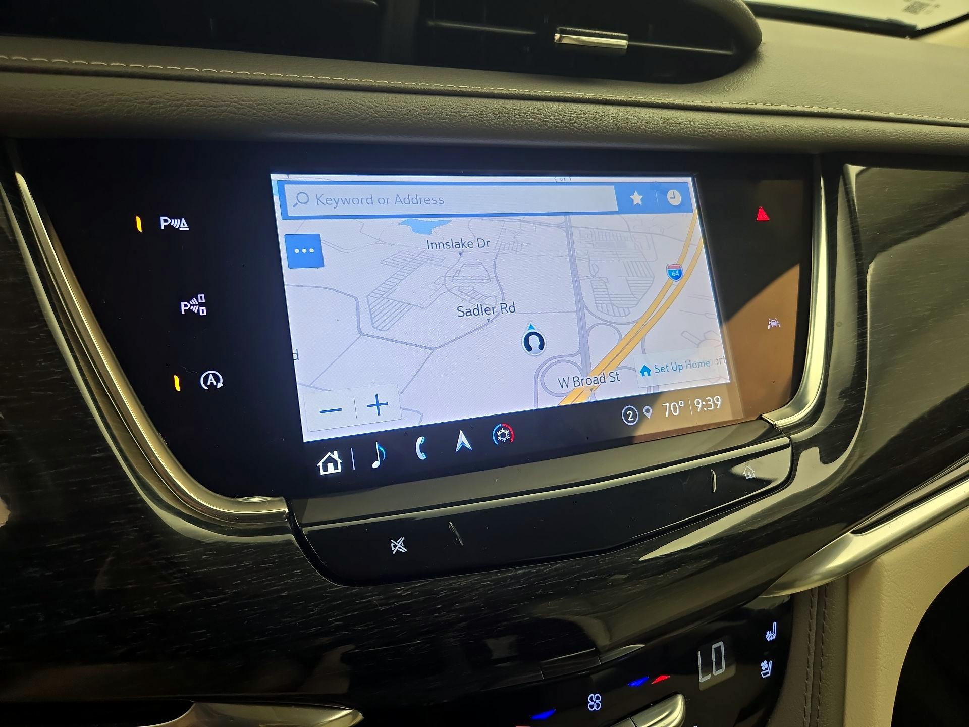 Thumbnail: 2022 Cadillac XT6 - 14