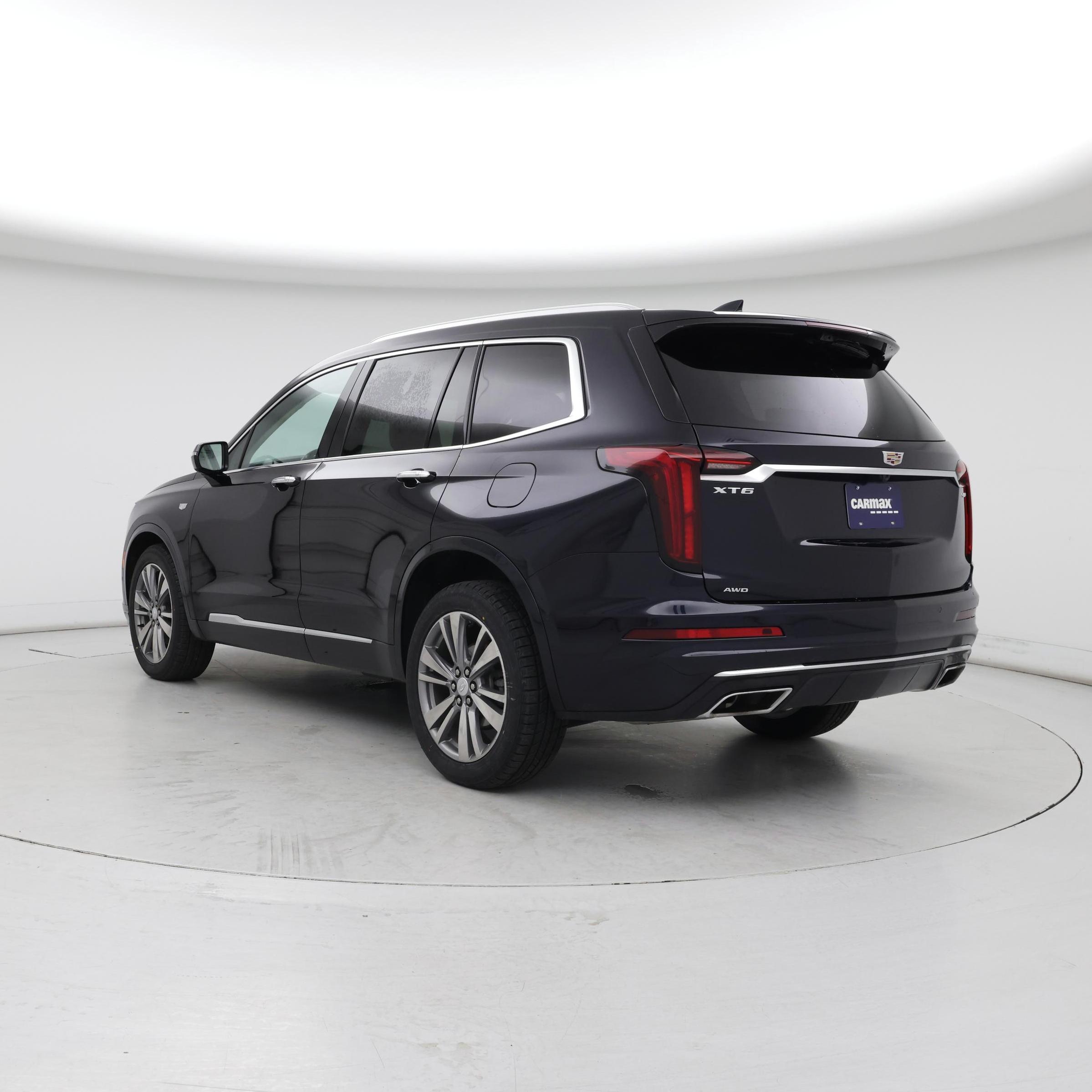 Thumbnail: 2022 Cadillac XT6 - 2