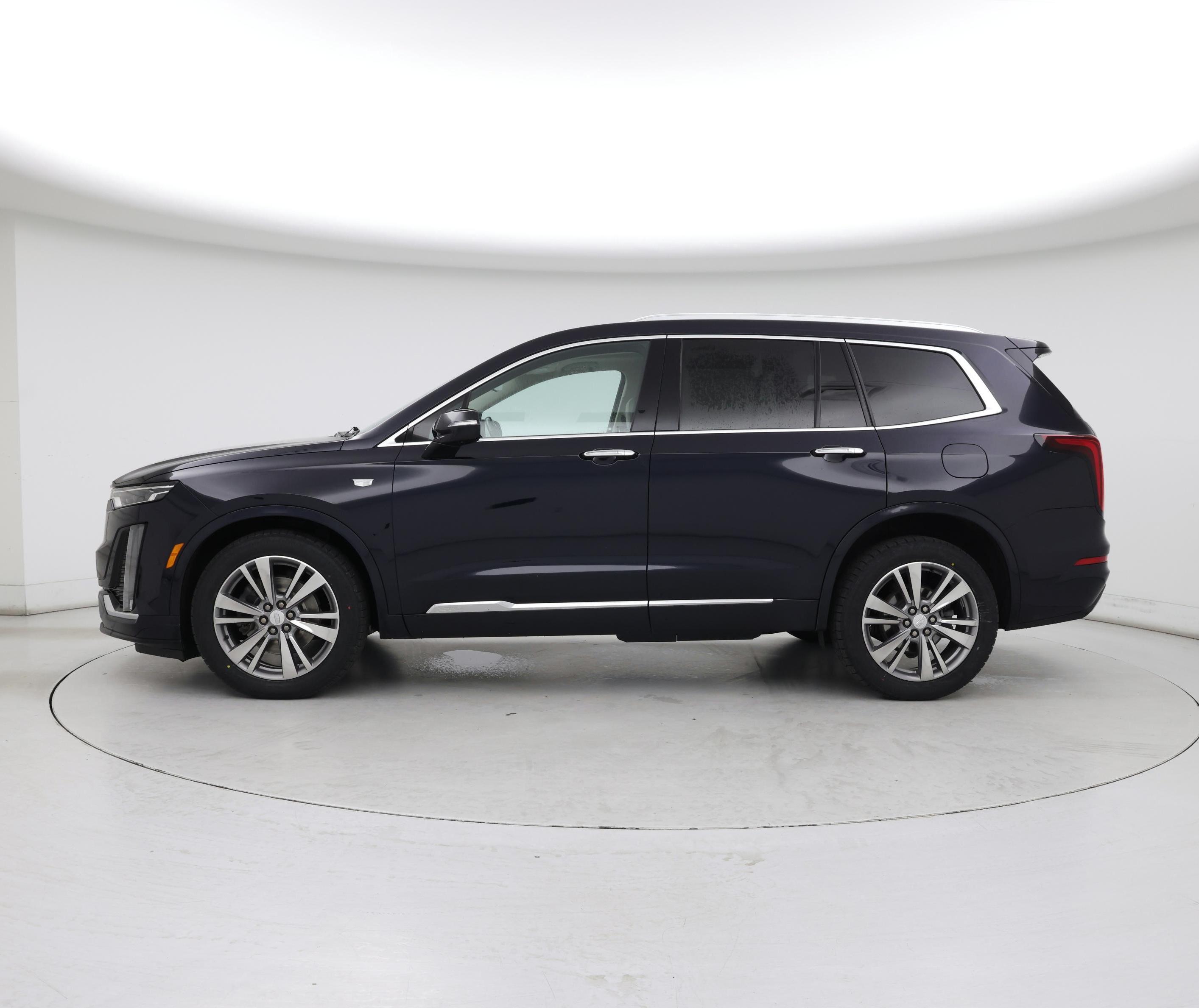 Thumbnail: 2022 Cadillac XT6 - 3