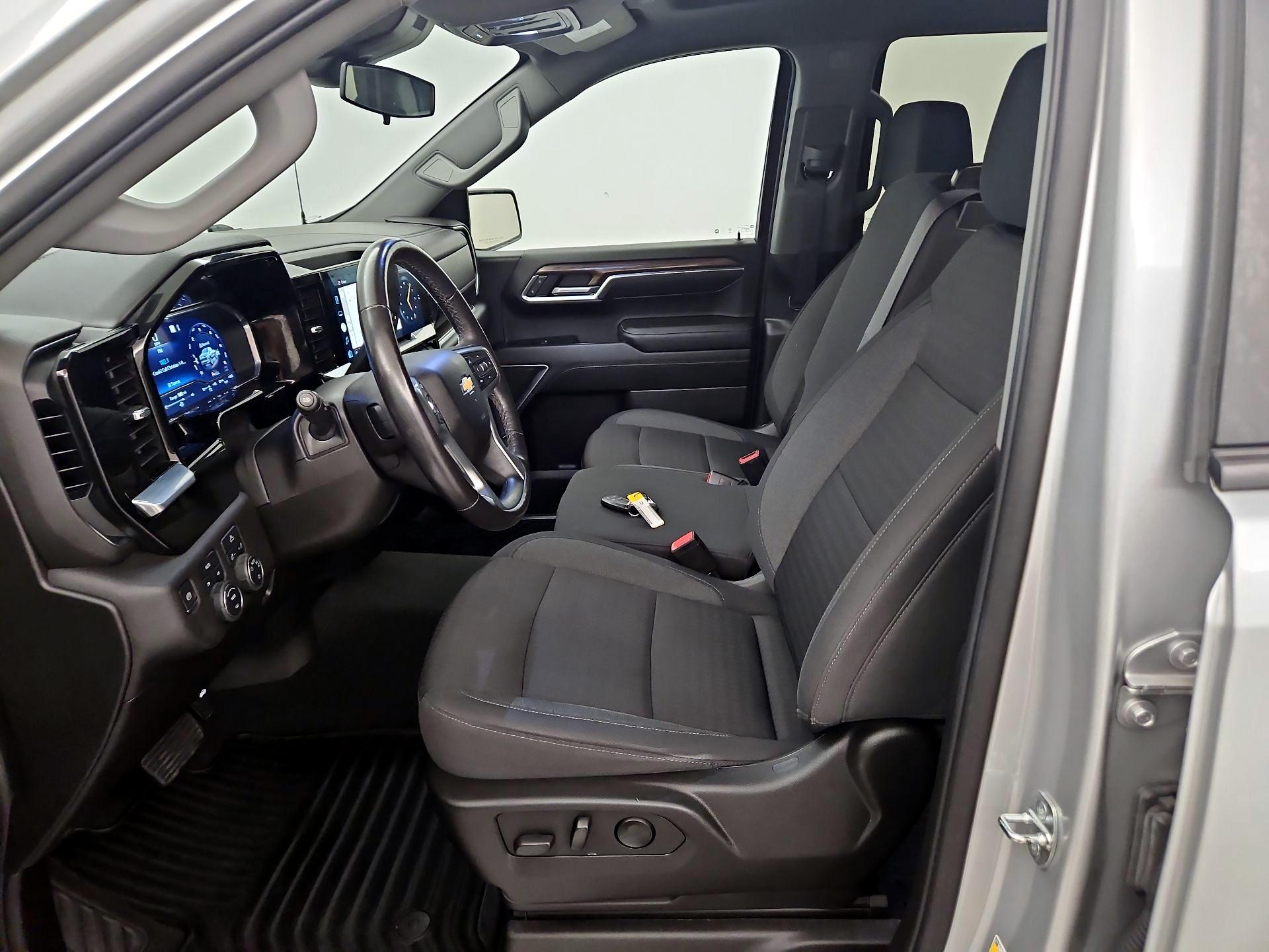 Thumbnail: 2022 Chevrolet Silverado 1500 - 11
