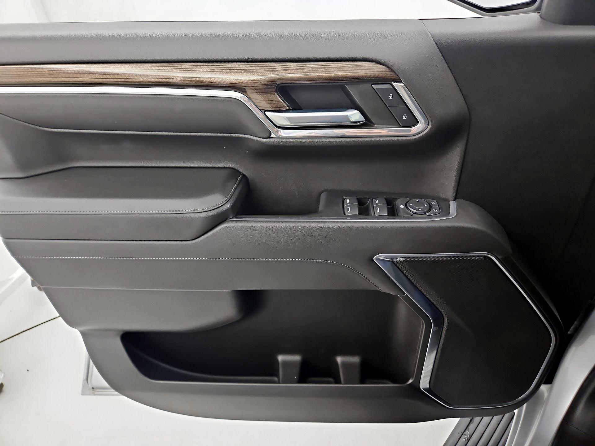 Thumbnail: 2022 Chevrolet Silverado 1500 - 12