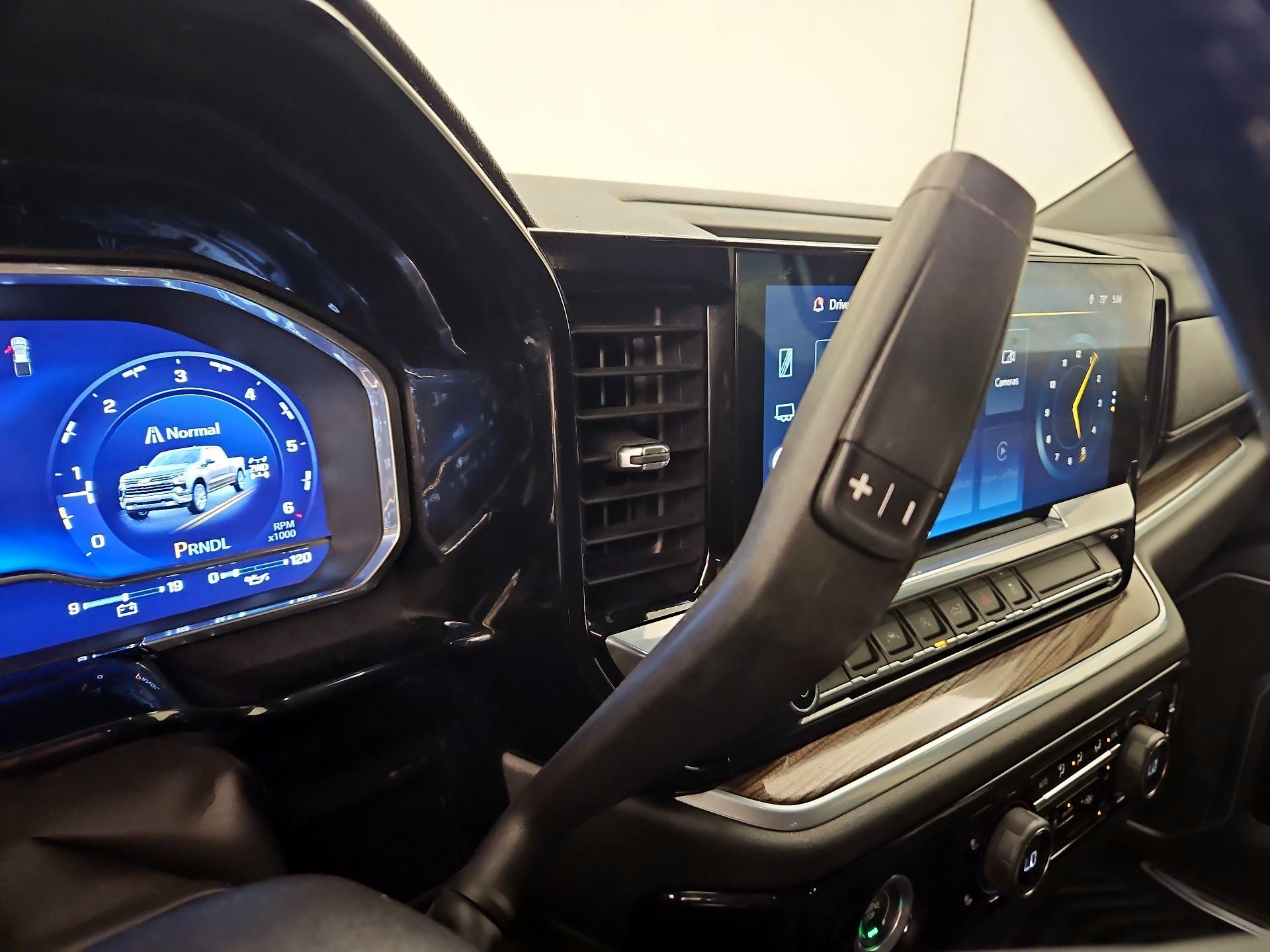 Thumbnail: 2022 Chevrolet Silverado 1500 - 18