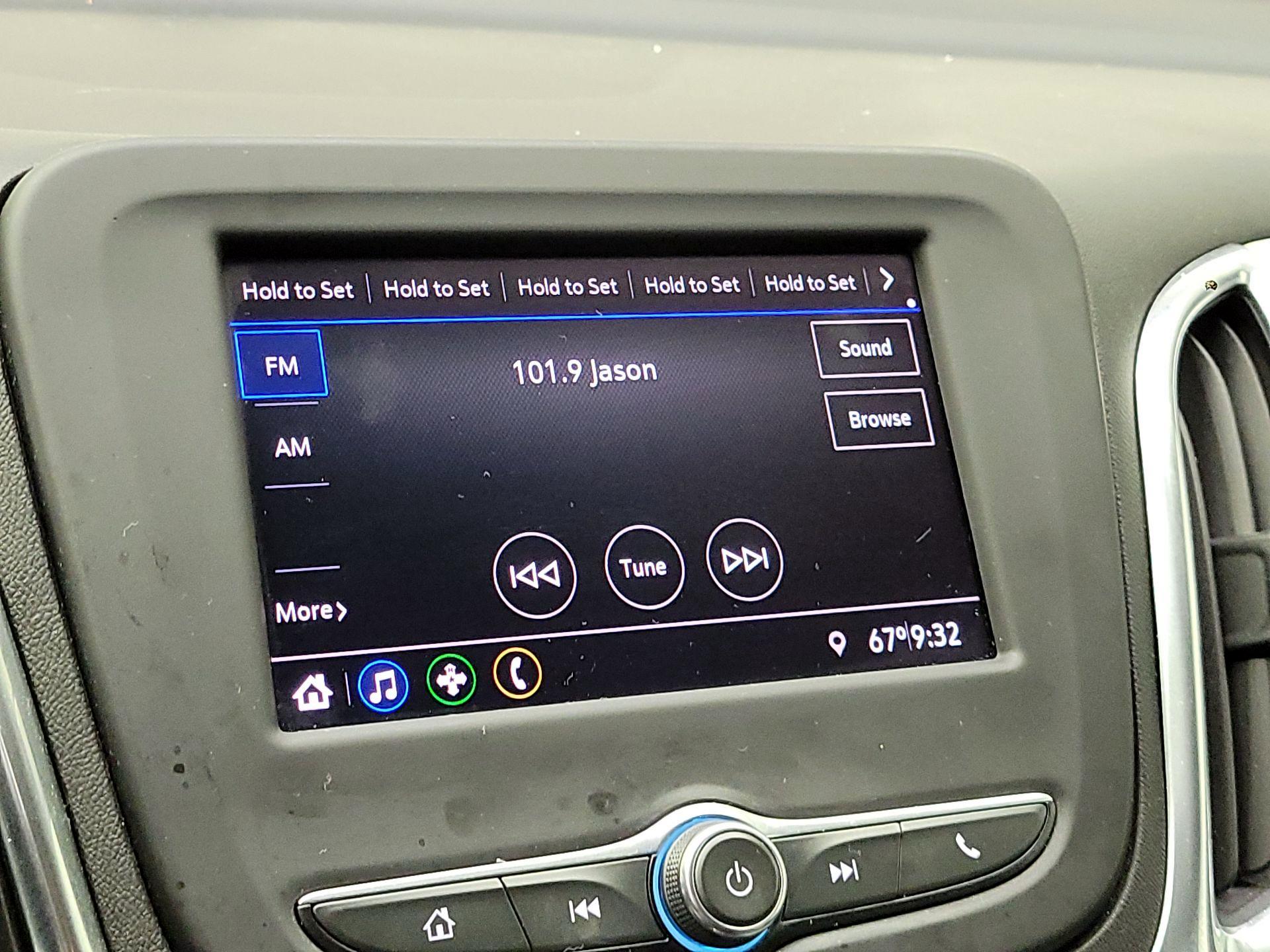 Thumbnail: 2020 Chevrolet Equinox - 15