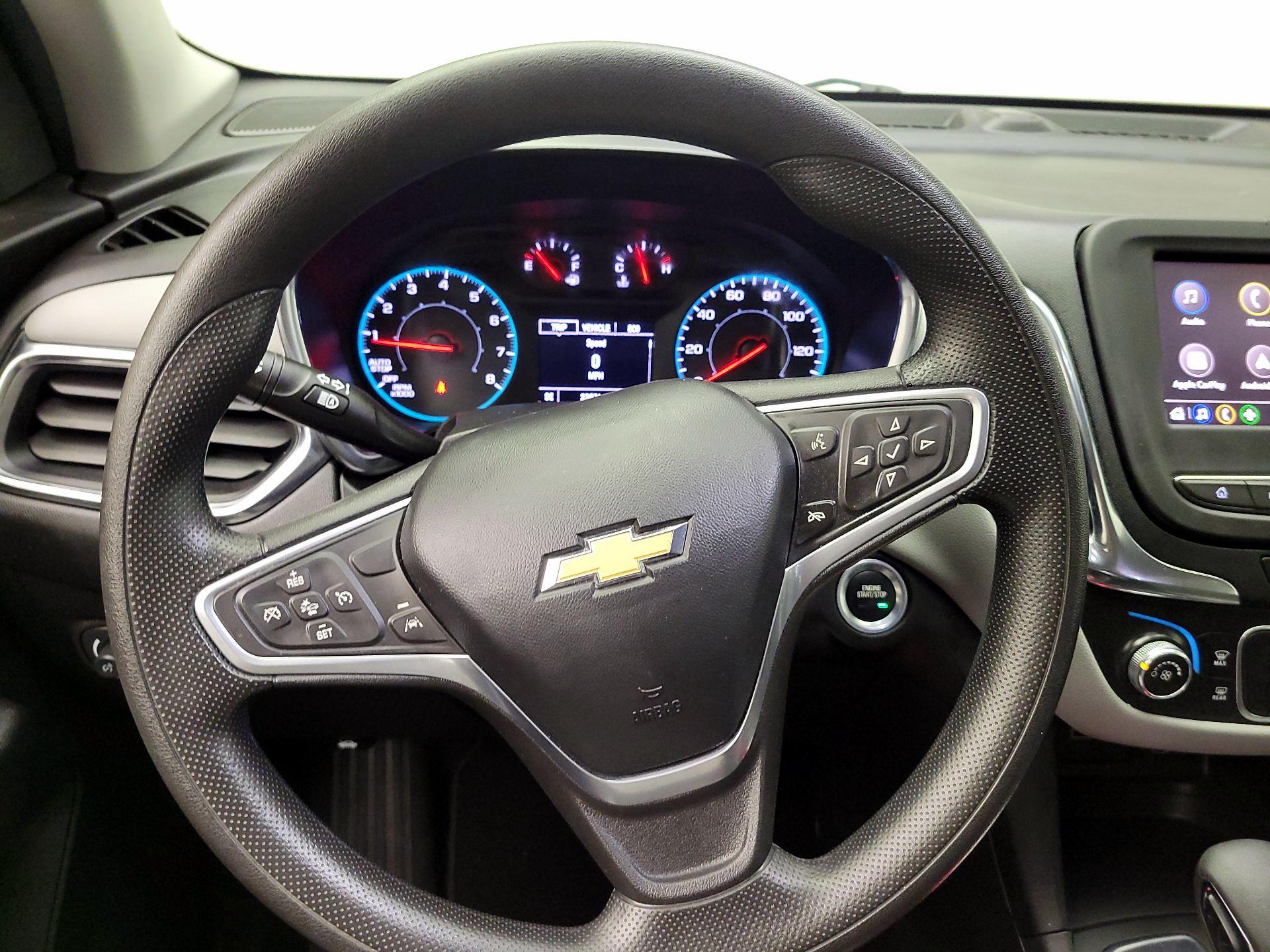 Thumbnail: 2022 Chevrolet Equinox - 10