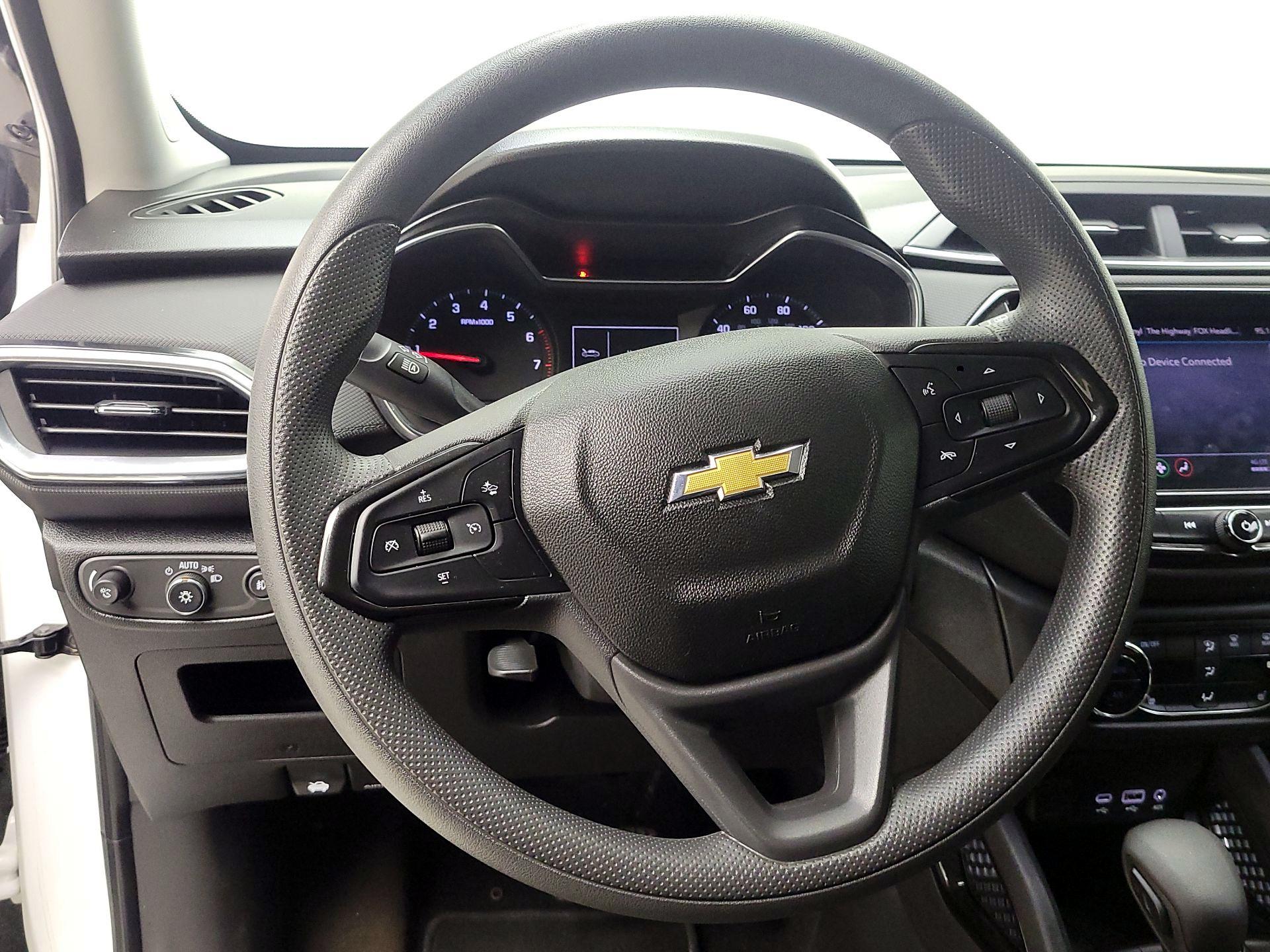 Thumbnail: 2022 Chevrolet TrailBlazer - 10