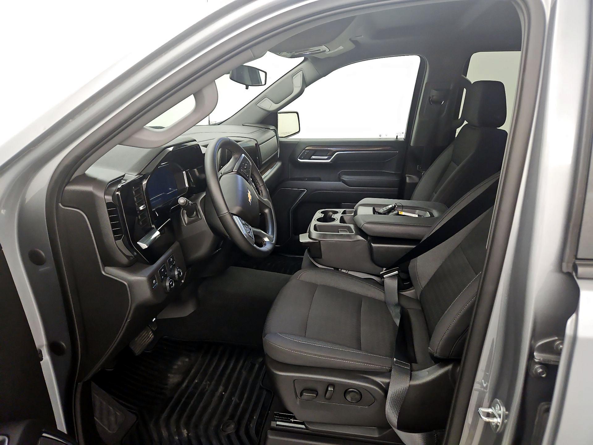 Thumbnail: 2023 Chevrolet Silverado 1500 - 11