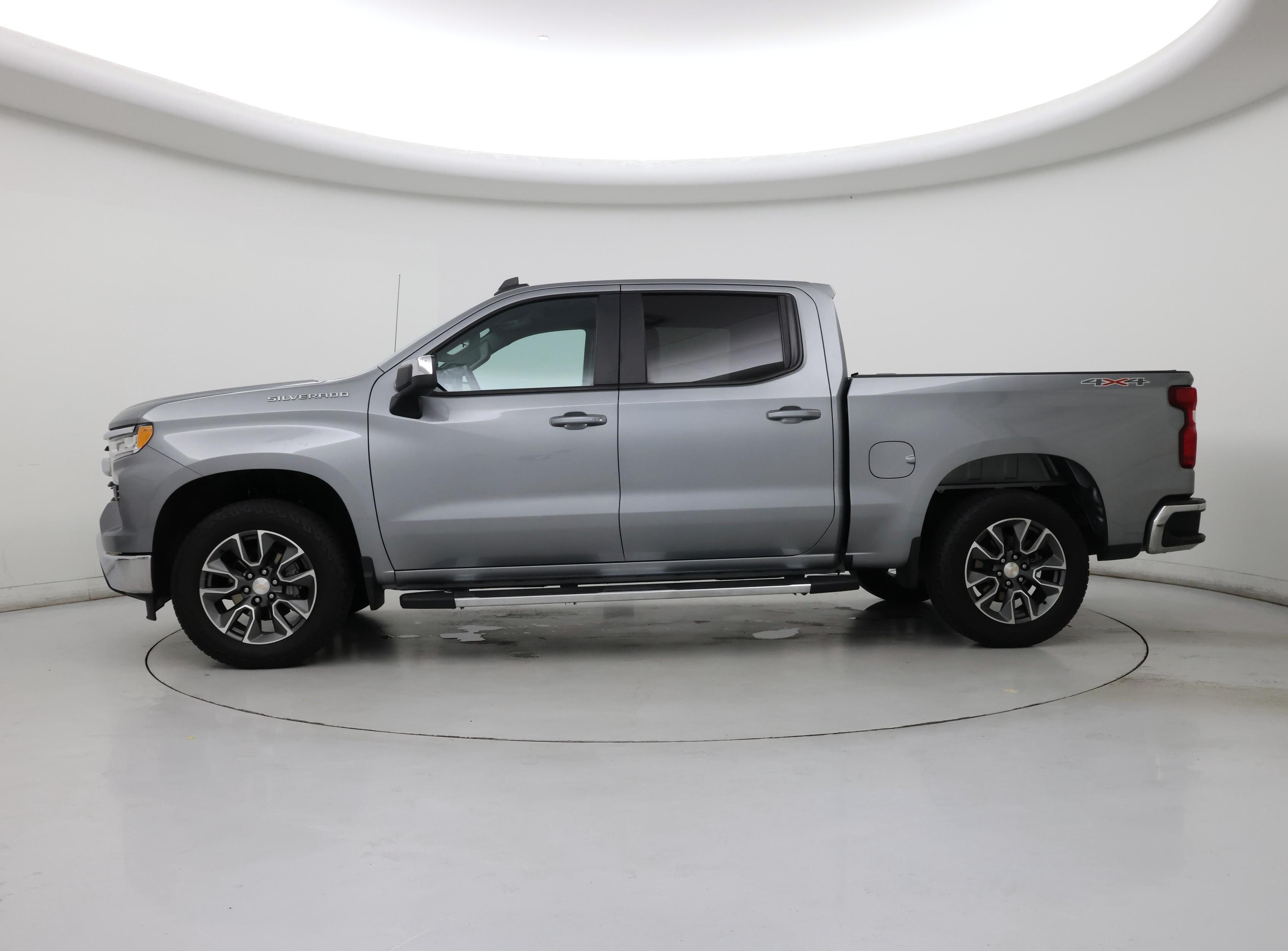 Thumbnail: 2023 Chevrolet Silverado 1500 - 3