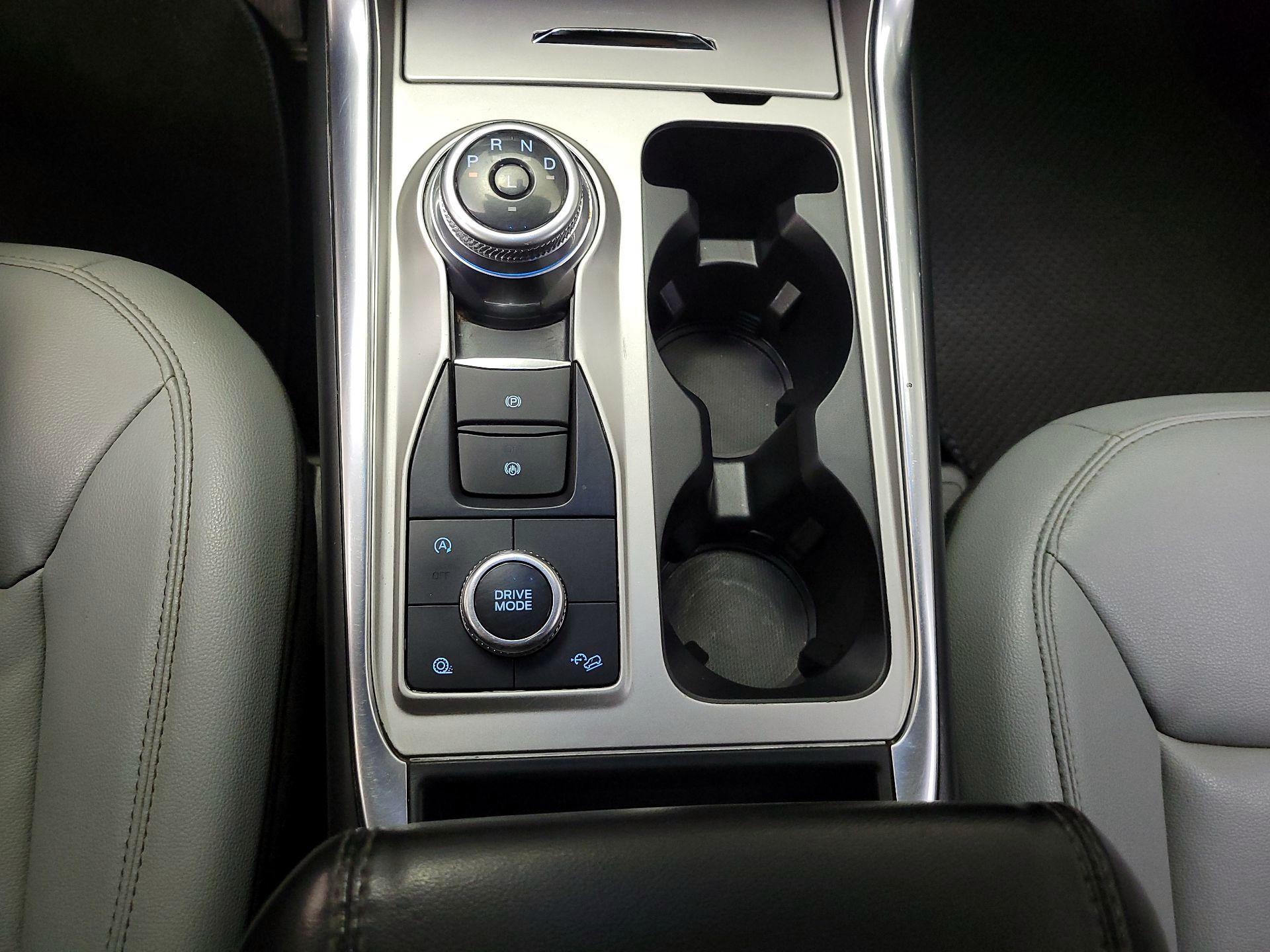 Thumbnail: 2021 Ford Explorer - 18