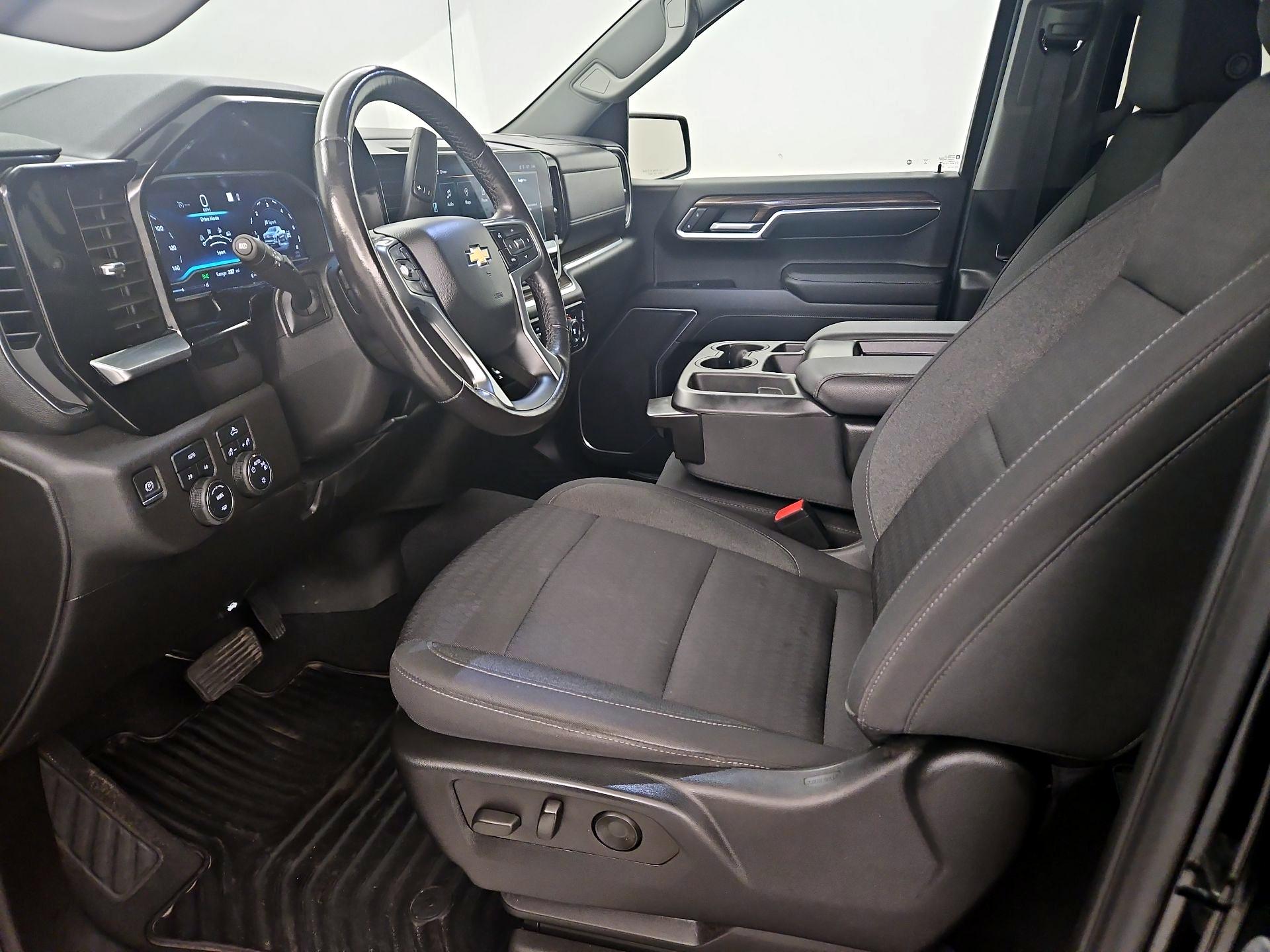 Thumbnail: 2022 Chevrolet Silverado 1500 - 11