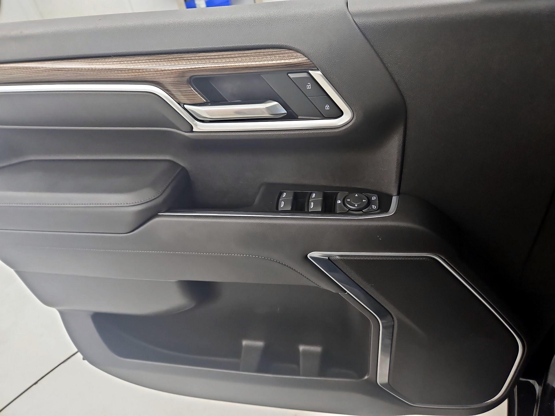 Thumbnail: 2022 Chevrolet Silverado 1500 - 12