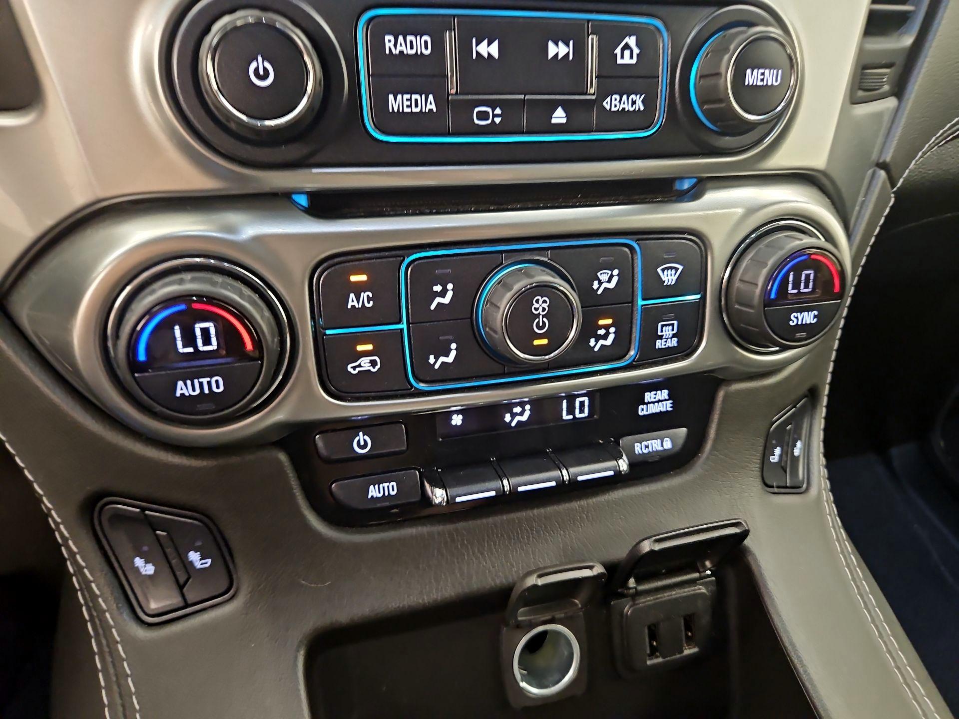 Thumbnail: 2020 Chevrolet Tahoe - 16