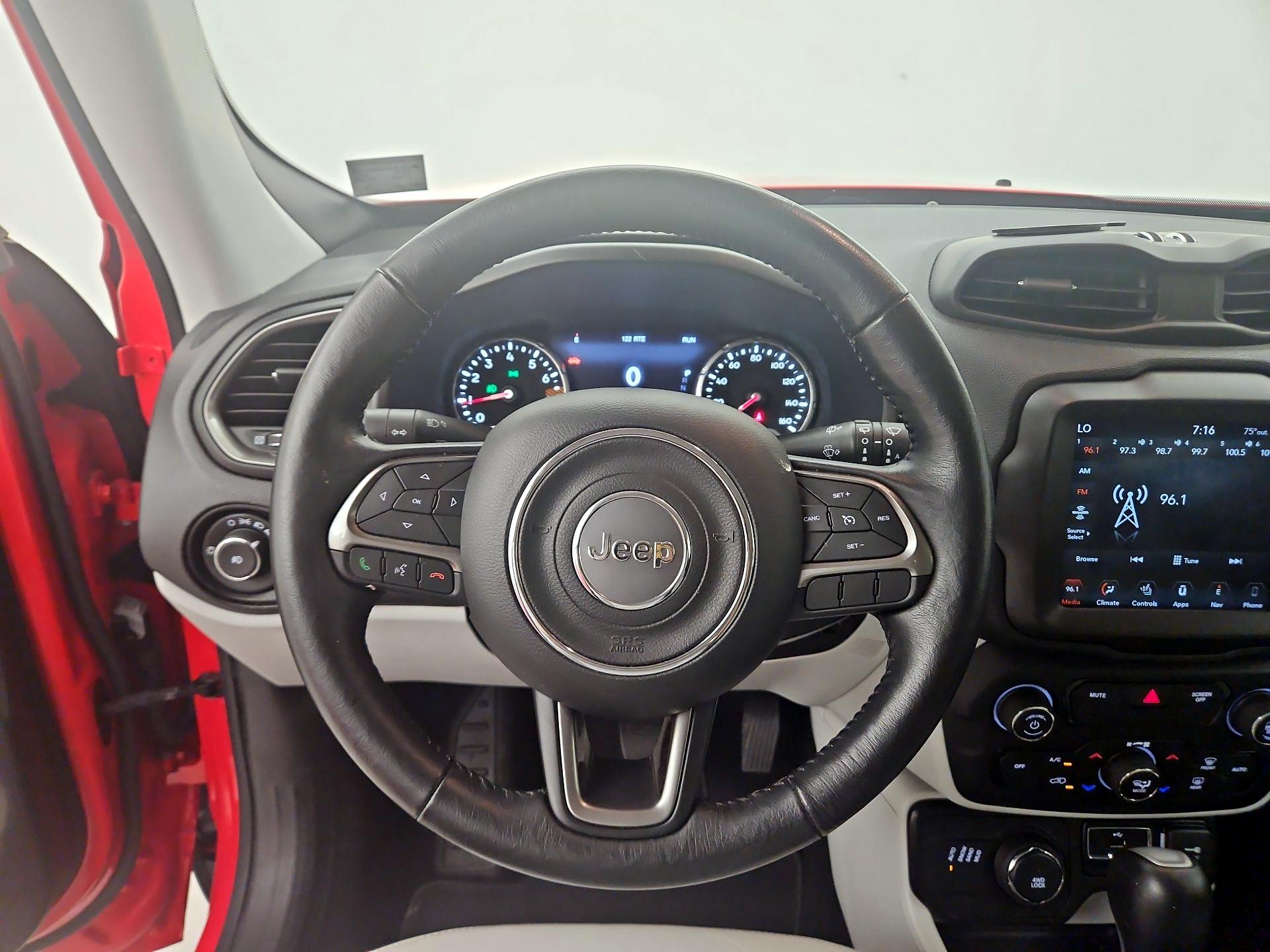 Thumbnail: 2020 Jeep Renegade - 10