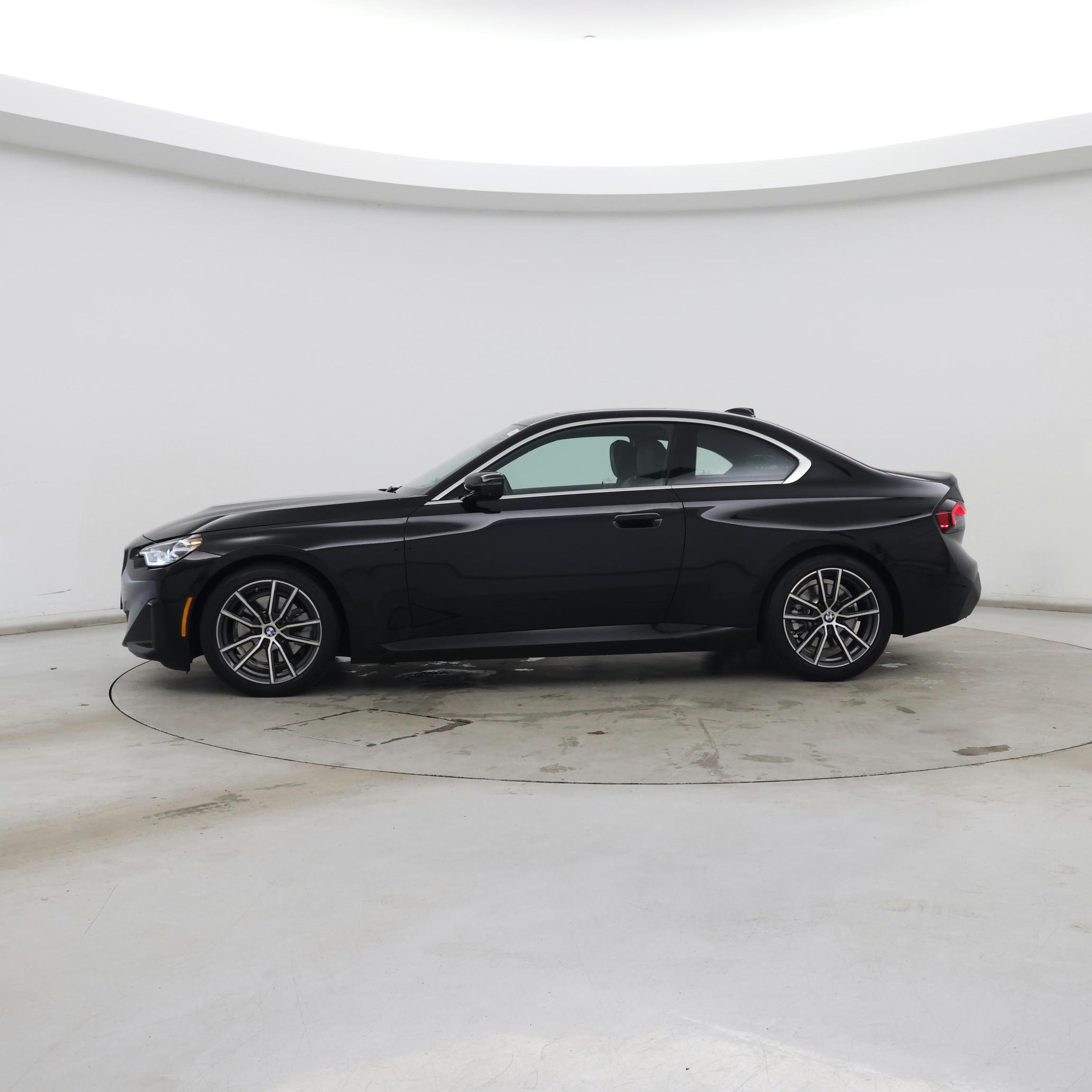 Thumbnail: 2022 BMW 2 Series - 3